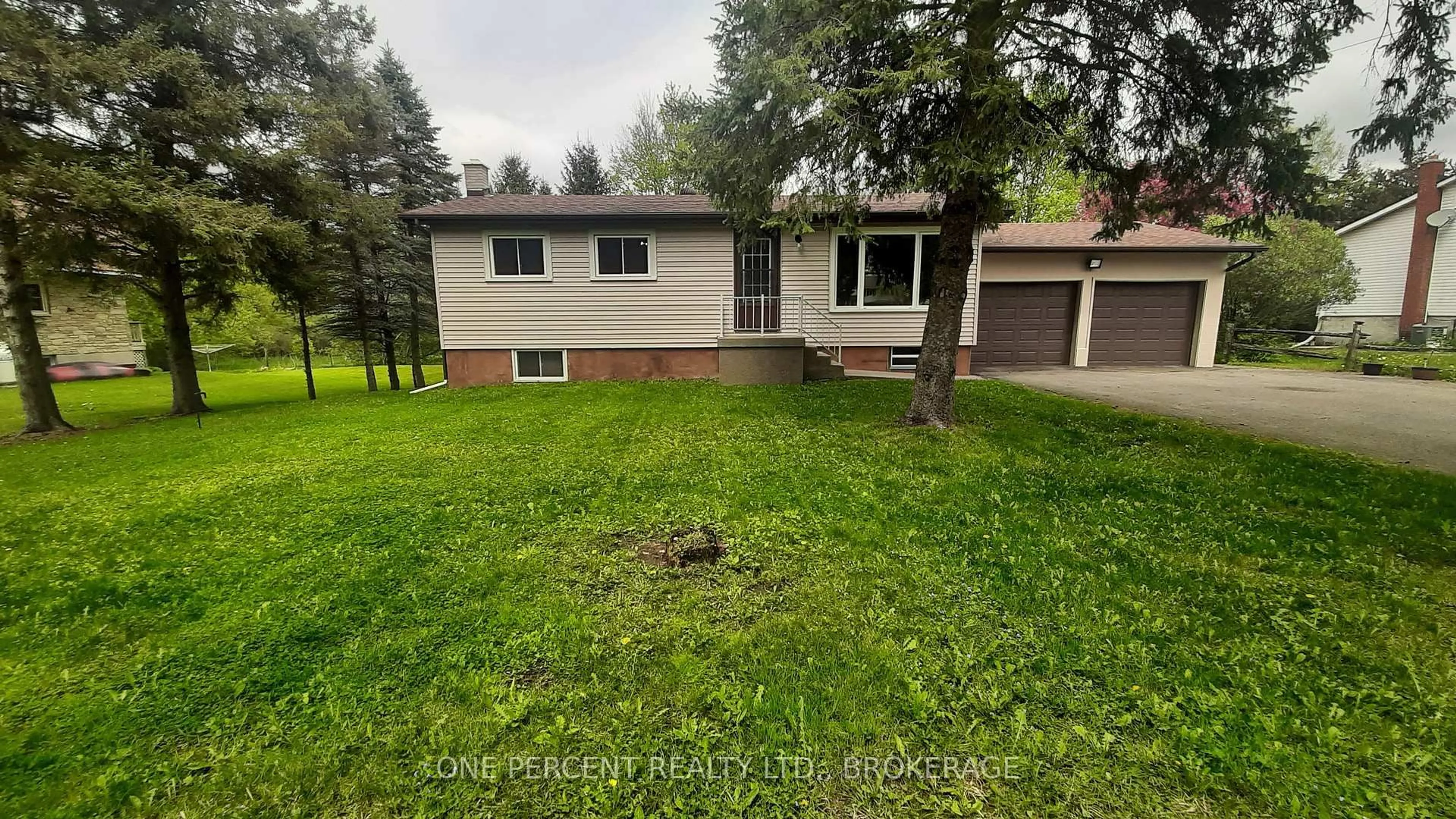 A pic from outside/outdoor area/front of a property/back of a property/a pic from drone, street for 7337 County Rd 2 N/A, Napanee Ontario K7R 3K6