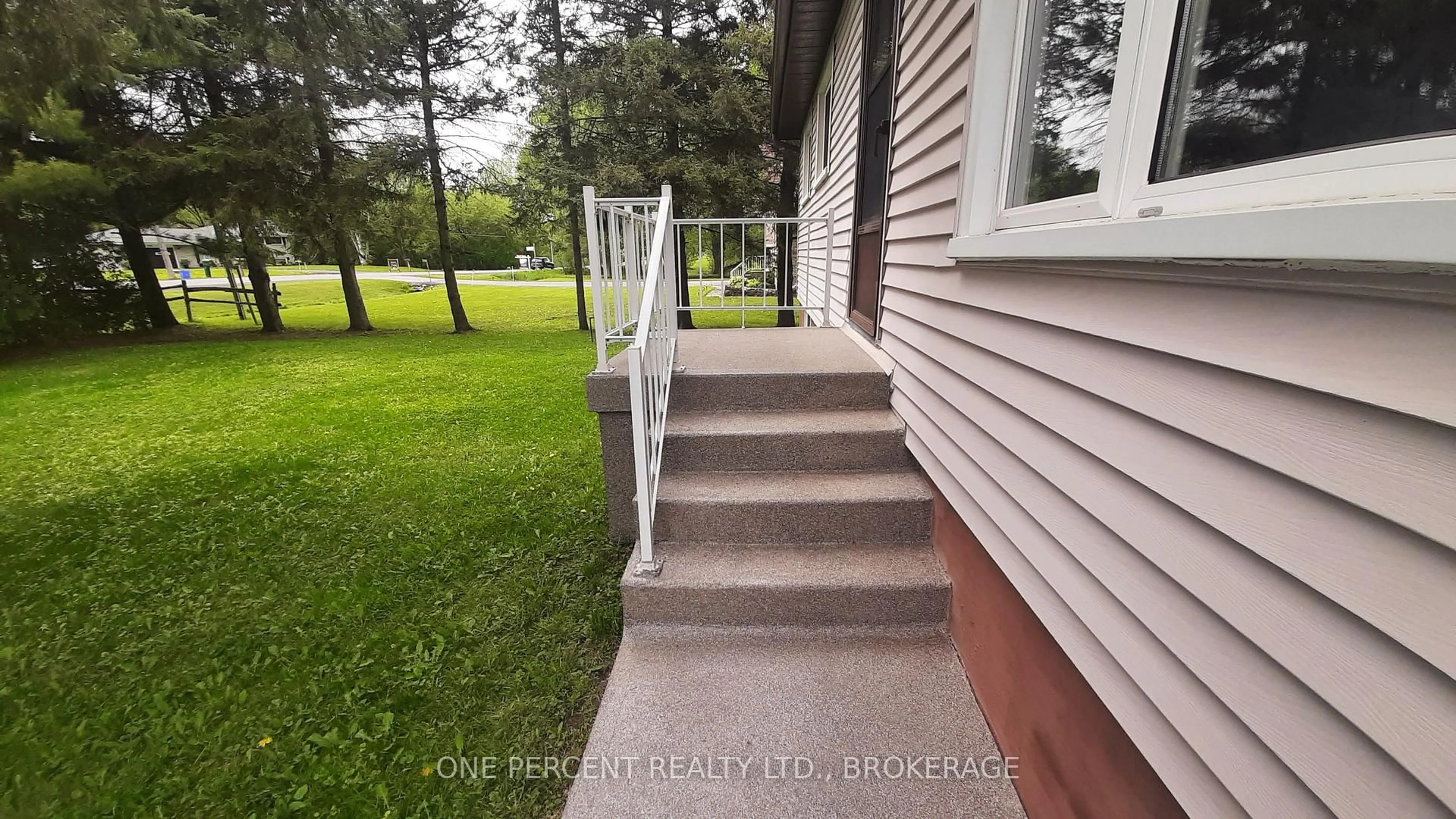 Stairs for 7337 County Rd 2 N/A, Napanee Ontario K7R 3K6