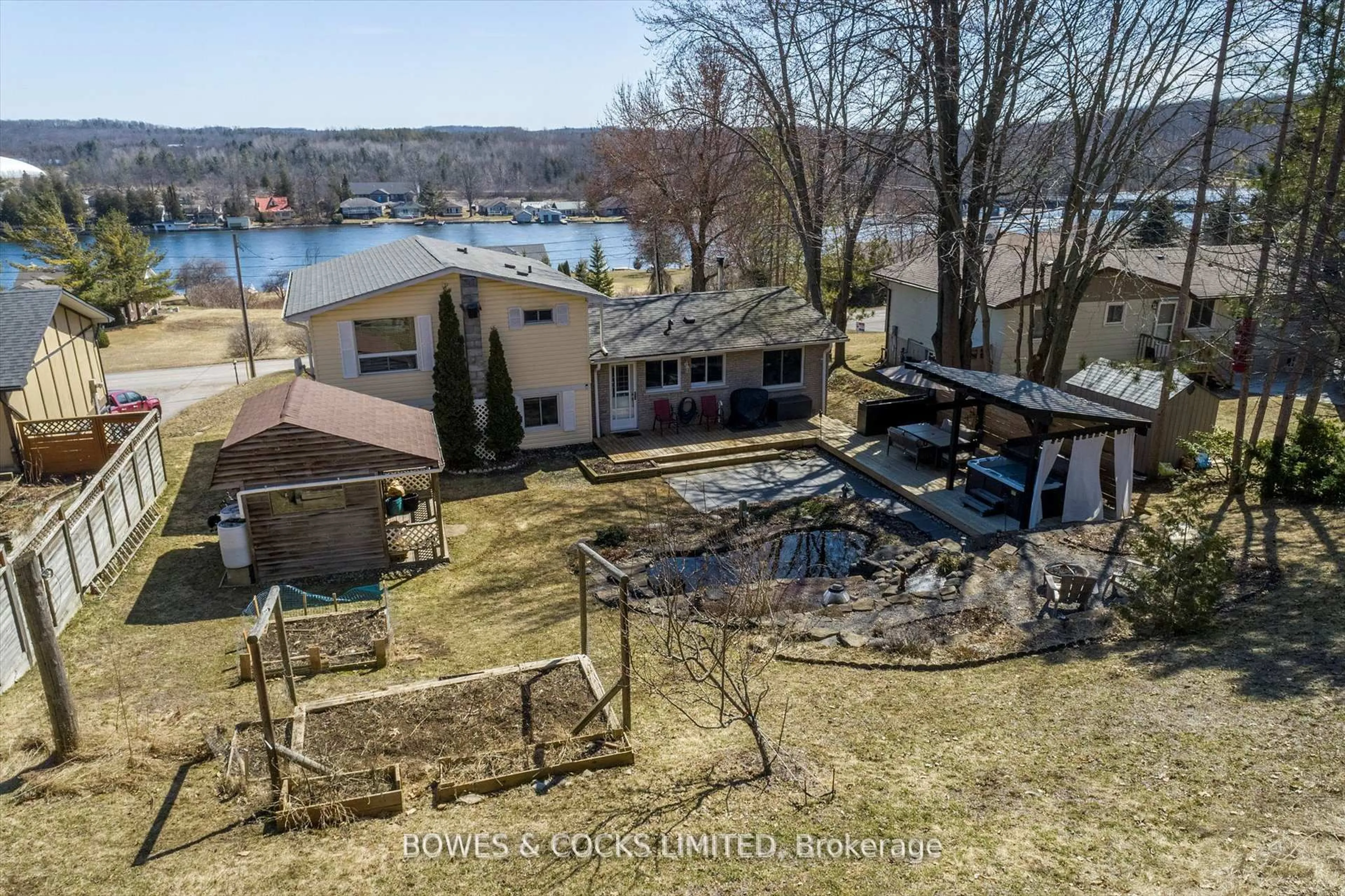 A pic from outside/outdoor area/front of a property/back of a property/a pic from drone, water/lake/river/ocean view for 139 Park Lane, Asphodel-Norwood Ontario K0L 1Y0