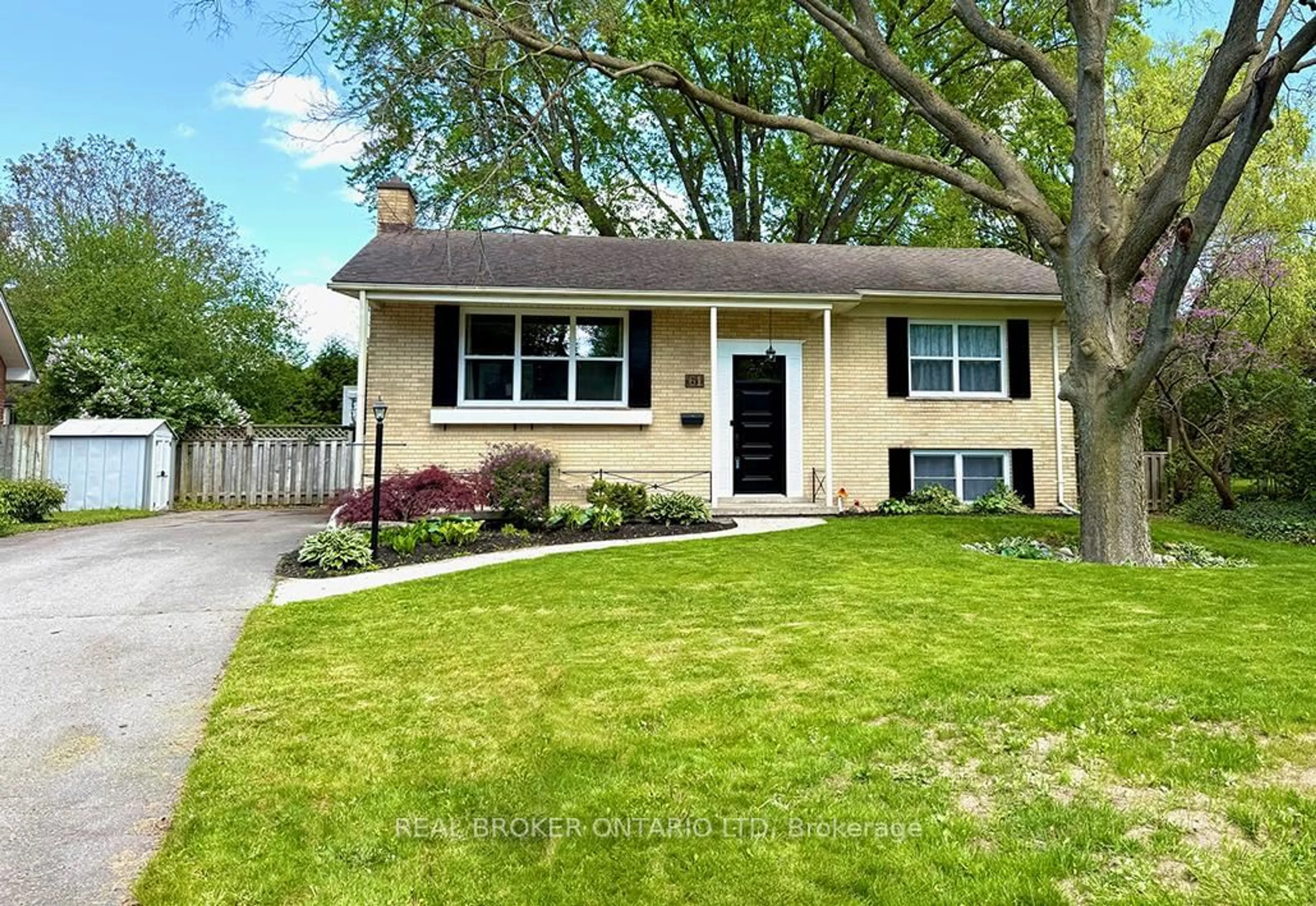 Home with vinyl exterior material, street for 61 Mcleod Cres, London North Ontario N5X 1S7