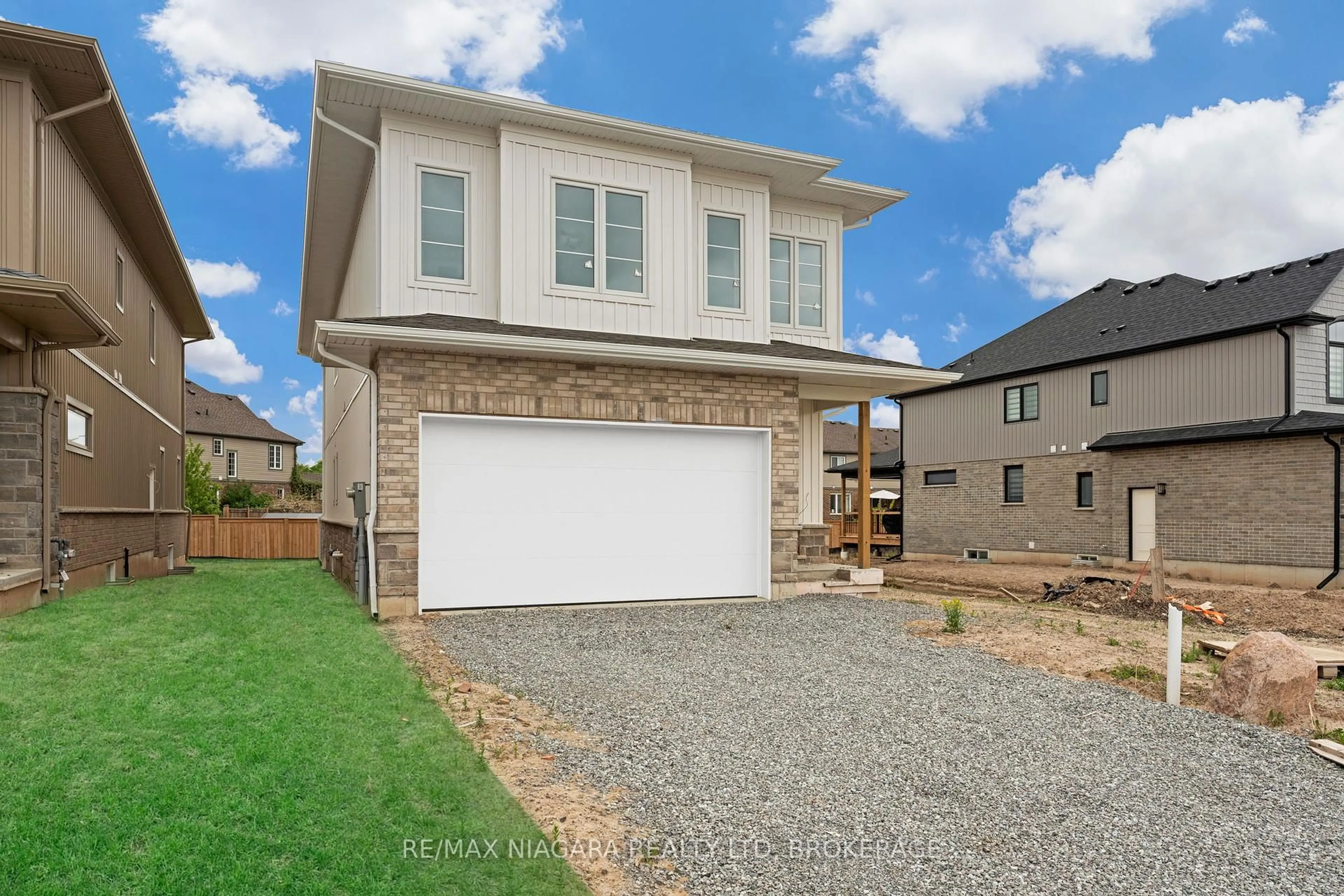 Home with brick exterior material, street for 8872 ANGIE Dr, Niagara Falls Ontario L2H 0H9