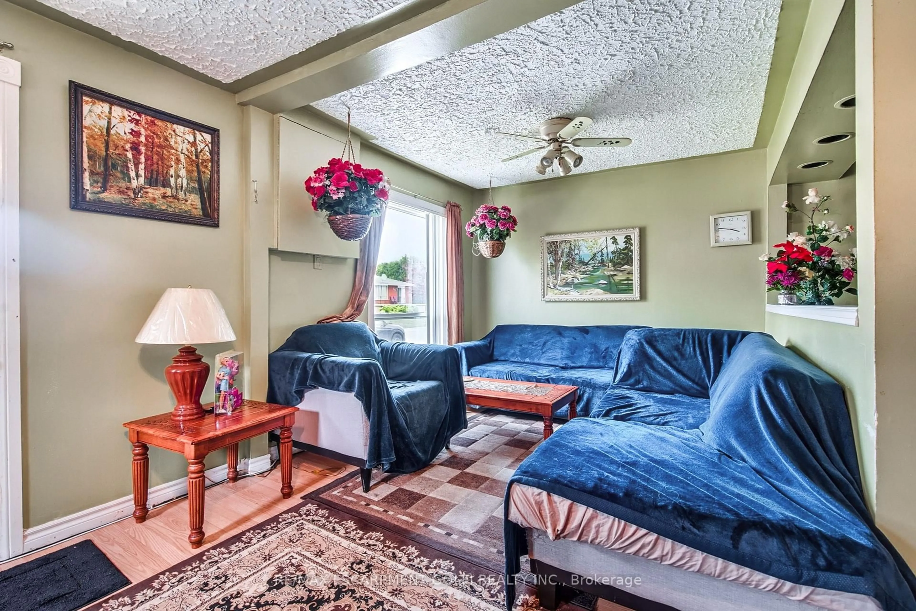 Unknown for 412 Red Oak Ave, Hamilton Ontario L8E 2C6
