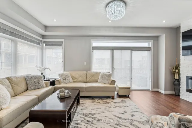 Additional property image - 30 Times Square Blvd Unit 305