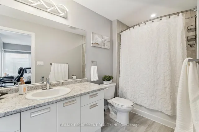 Additional property image - 30 Times Square Blvd Unit 305