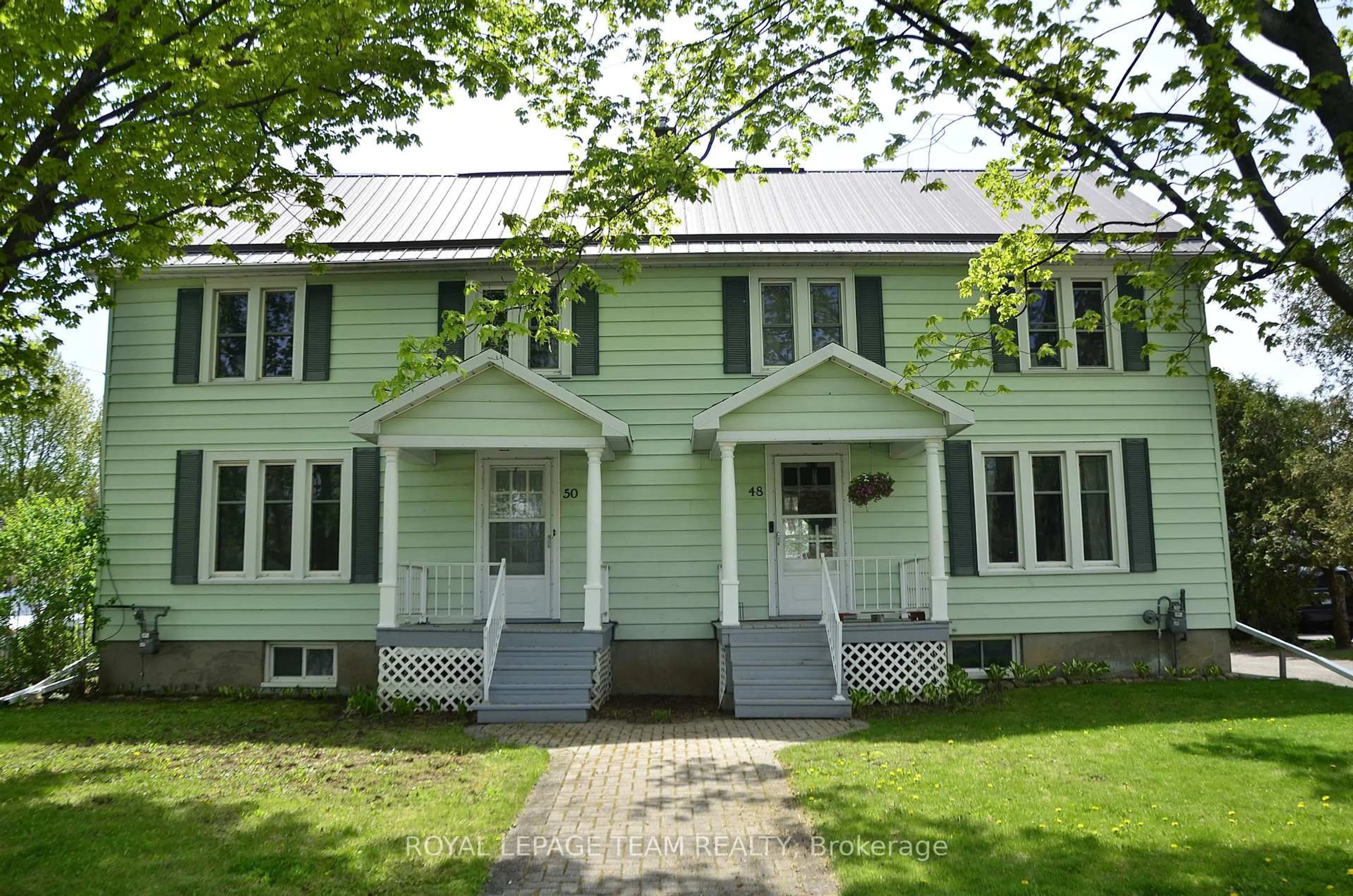 Unknown for 48-50 Beach St, South Dundas Ontario K0E 1K0