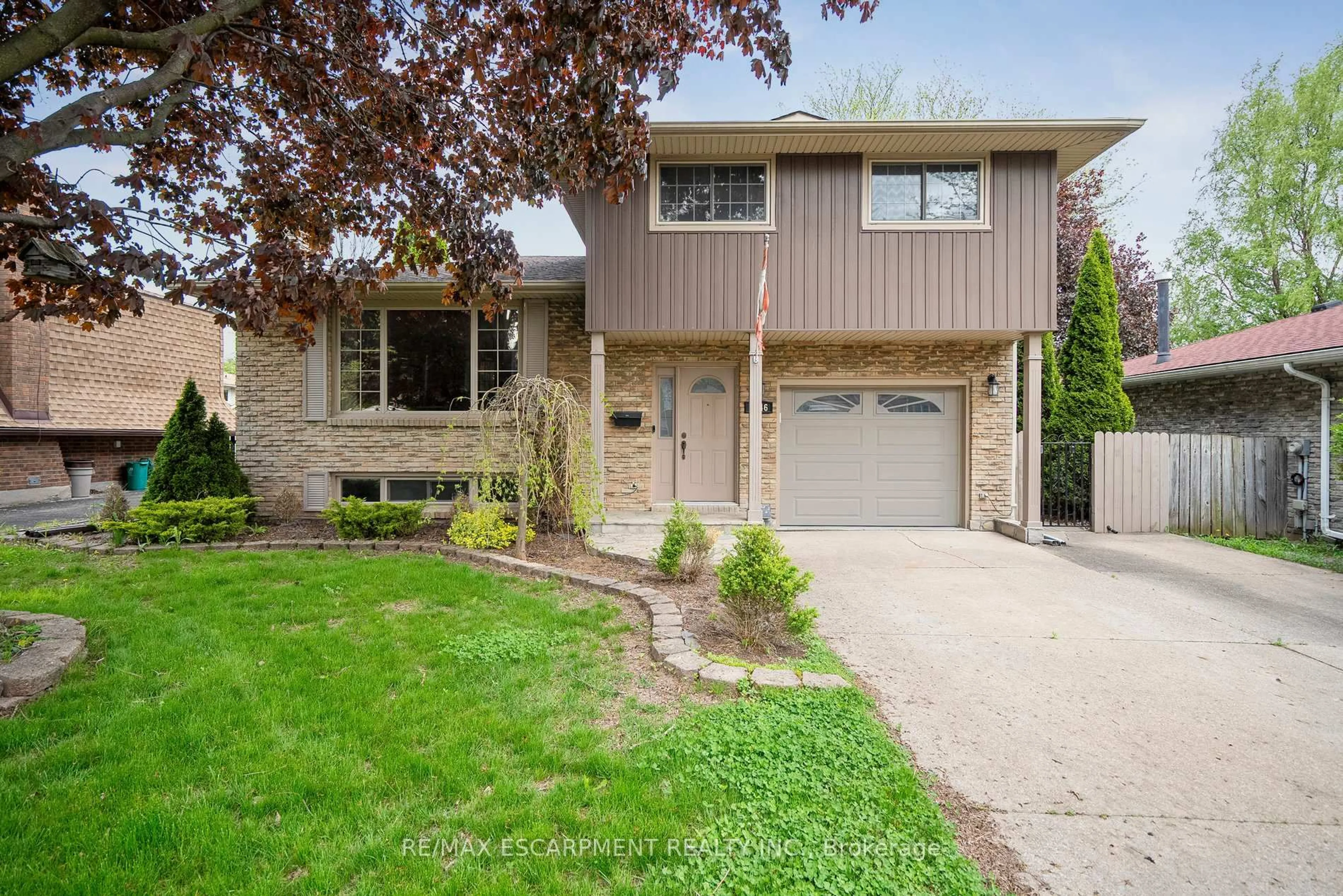 Home with brick exterior material, street for 6146 MONTEREY Ave, Niagara Falls Ontario L2H 2A4
