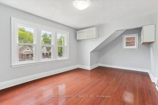 Additional property image - 1160 King St