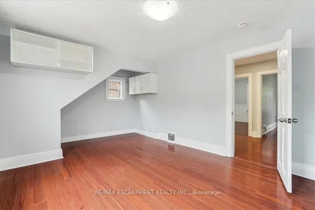 Additional property image - 1160 King St