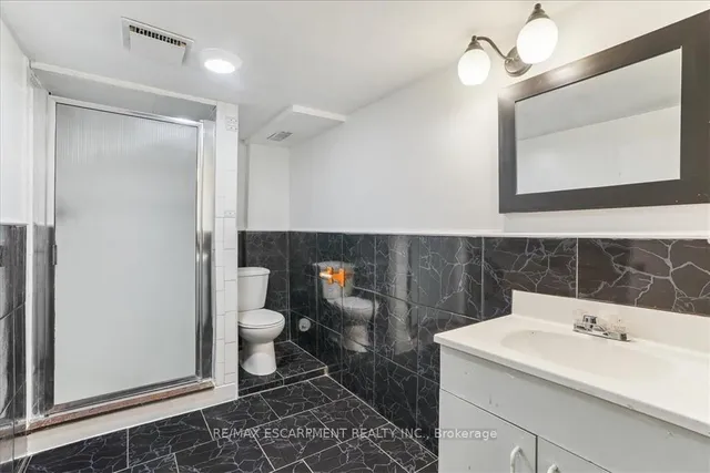 Additional property image - 1160 King St