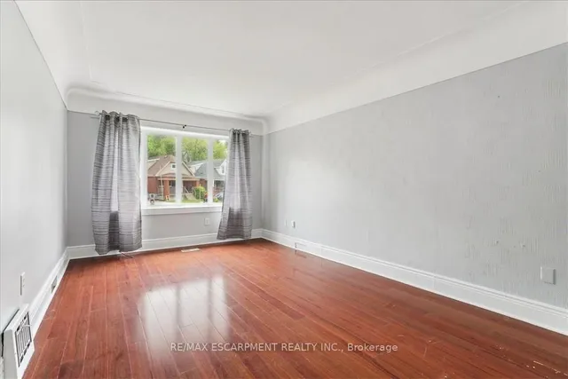 Additional property image - 1160 King St