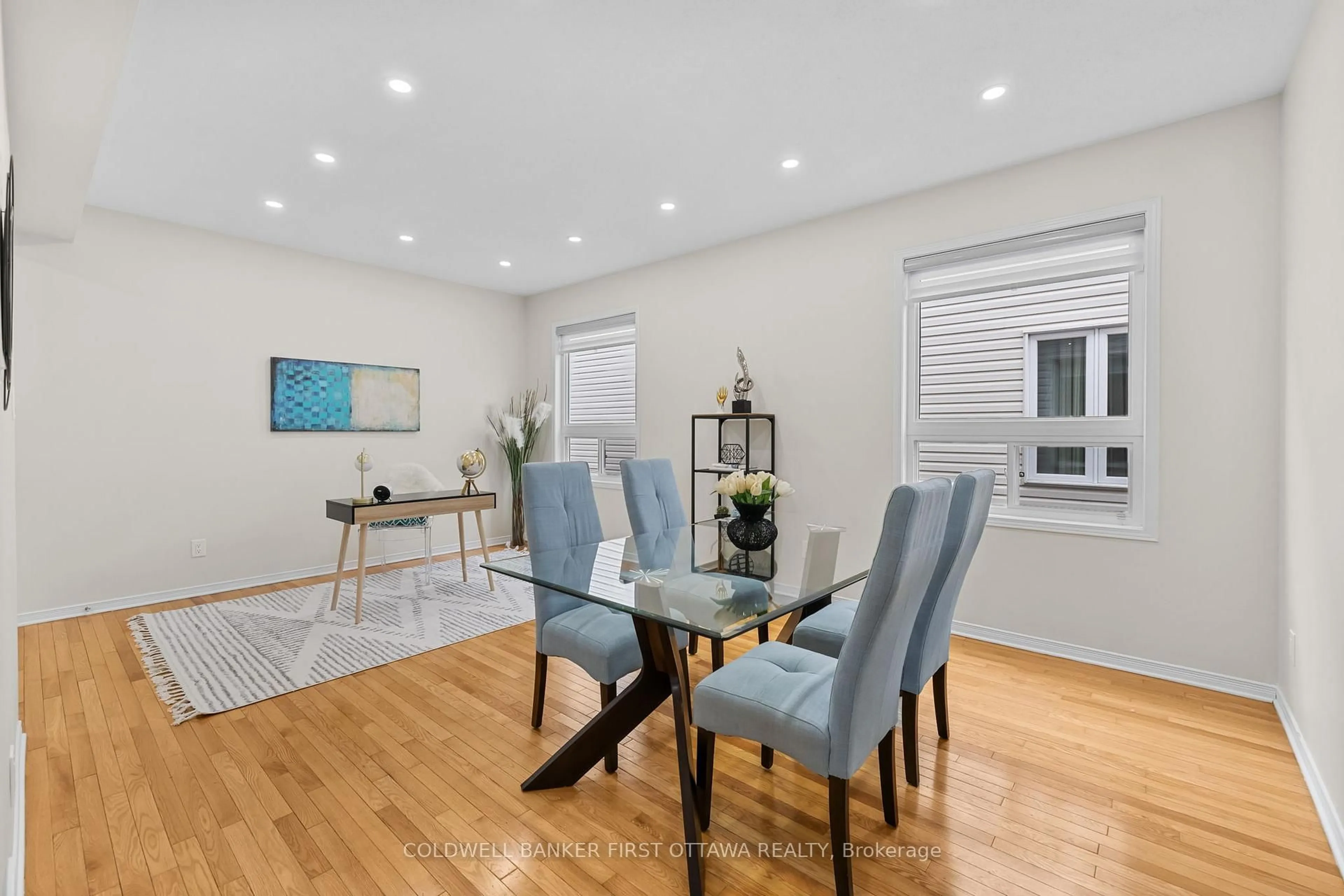 Dining room, wood/laminate floor for 135 Lamplighters Dr, Ottawa Ontario K2J 0C1