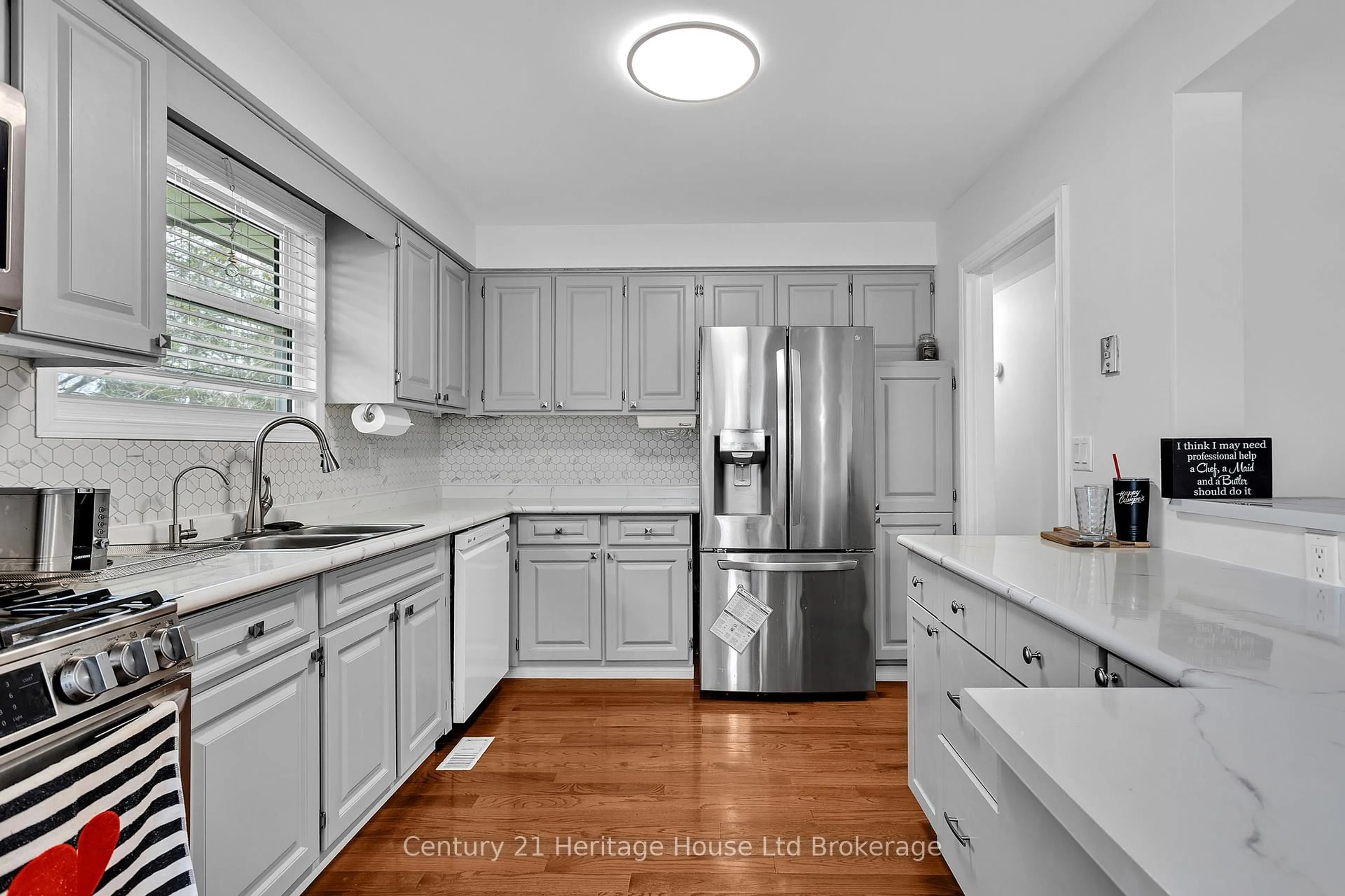Standard kitchen, ceramic/tile floor for 38 Albert St, Norwich Ontario N0J 1P0