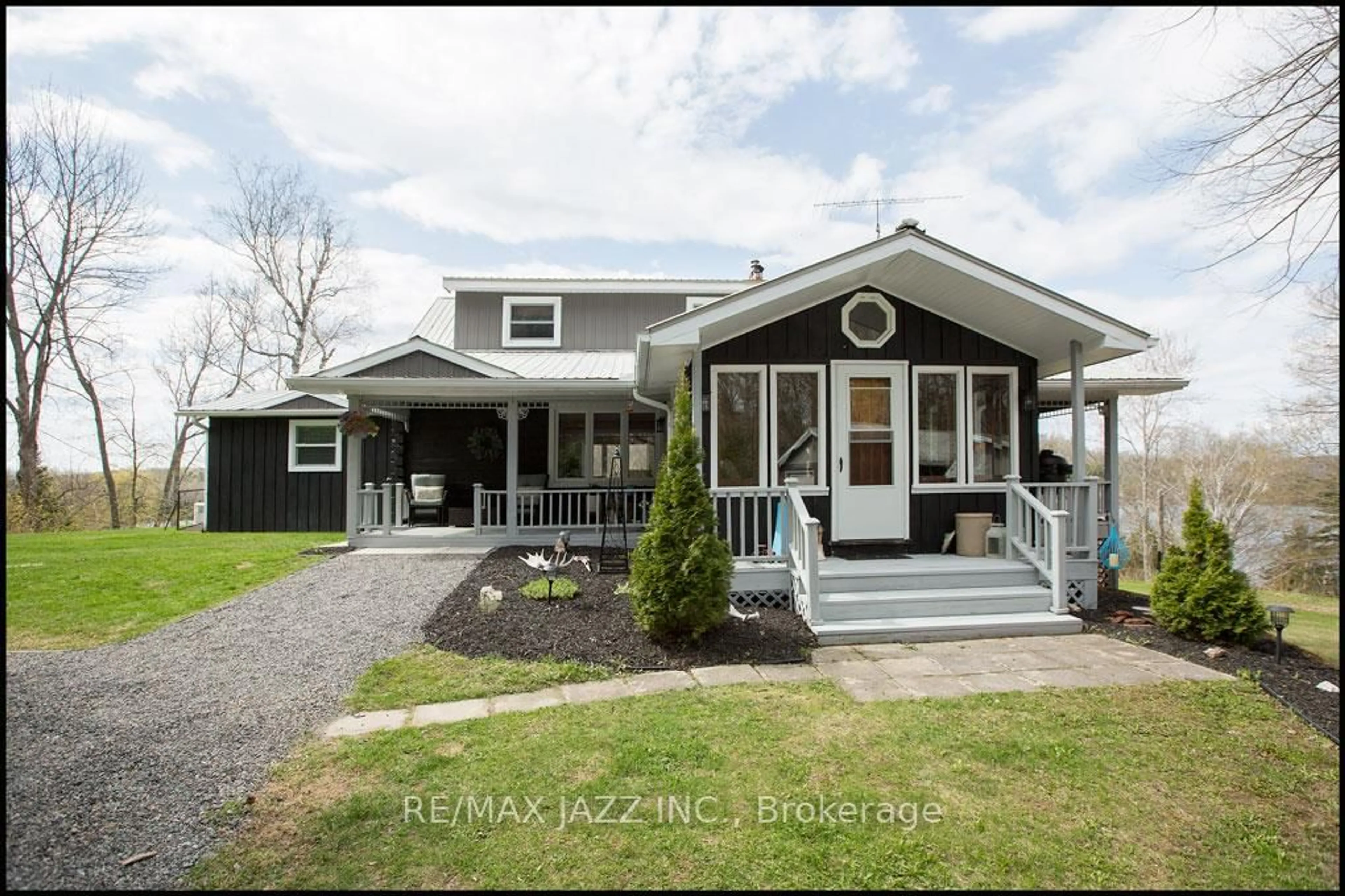 Home with vinyl exterior material, unknown for 1452 South Baptiste Lake Rd, Bancroft Ontario K0L 1C0