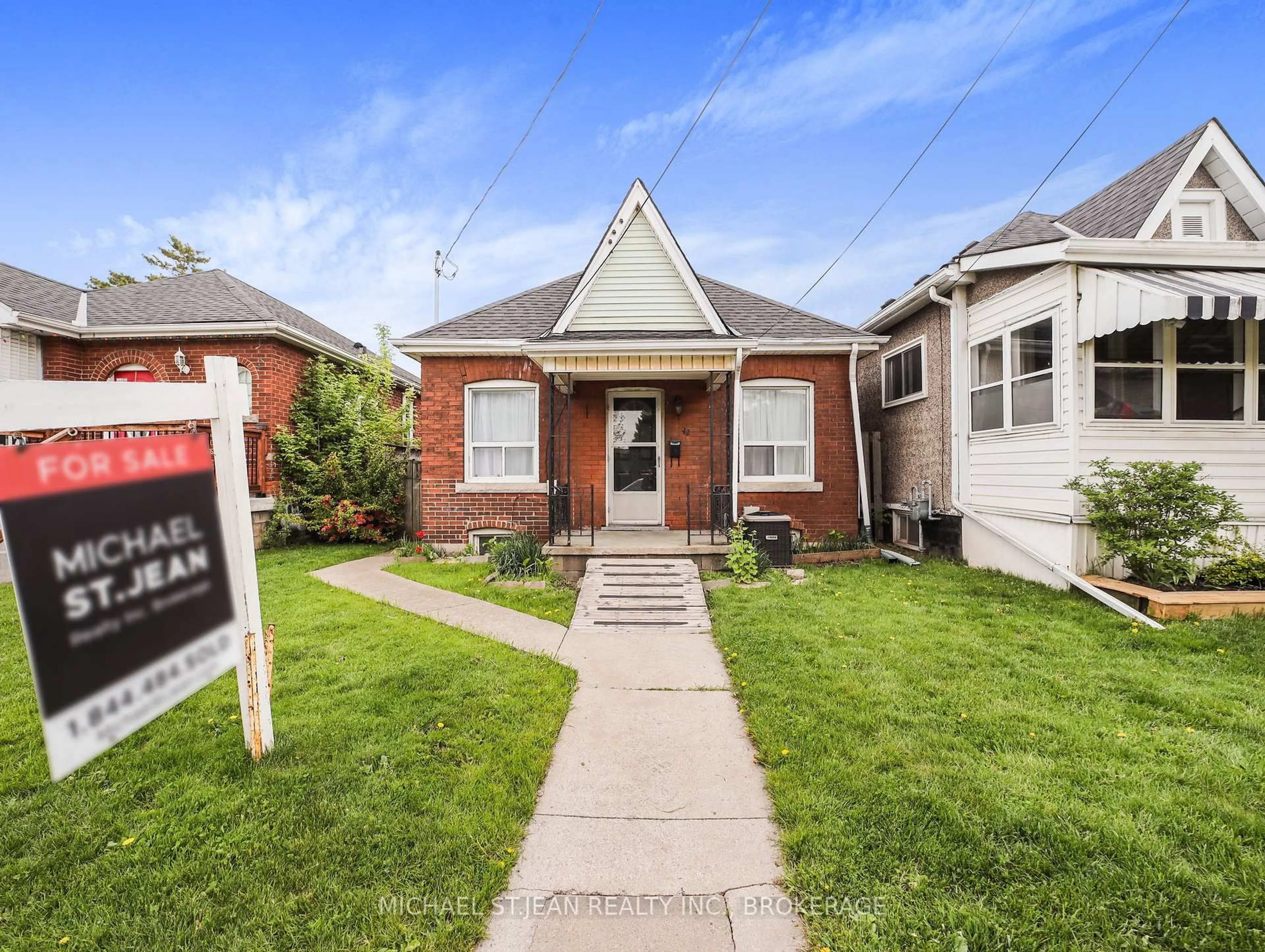 Home with brick exterior material, street for 42 Ellis Ave, Hamilton Ontario L8H 4L7