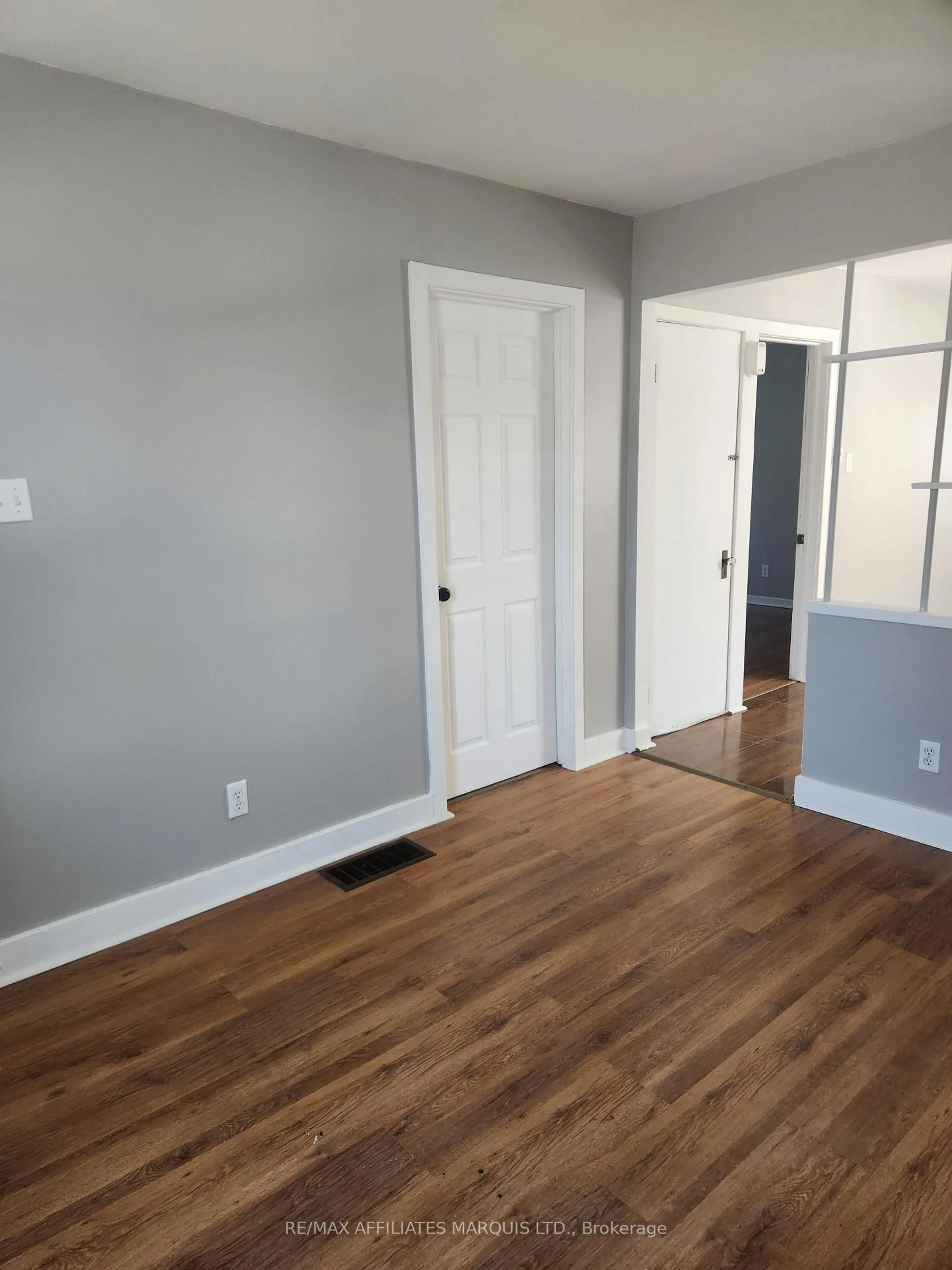 A pic of a room for 410 St Felix St, Cornwall Ontario K6H 5A8
