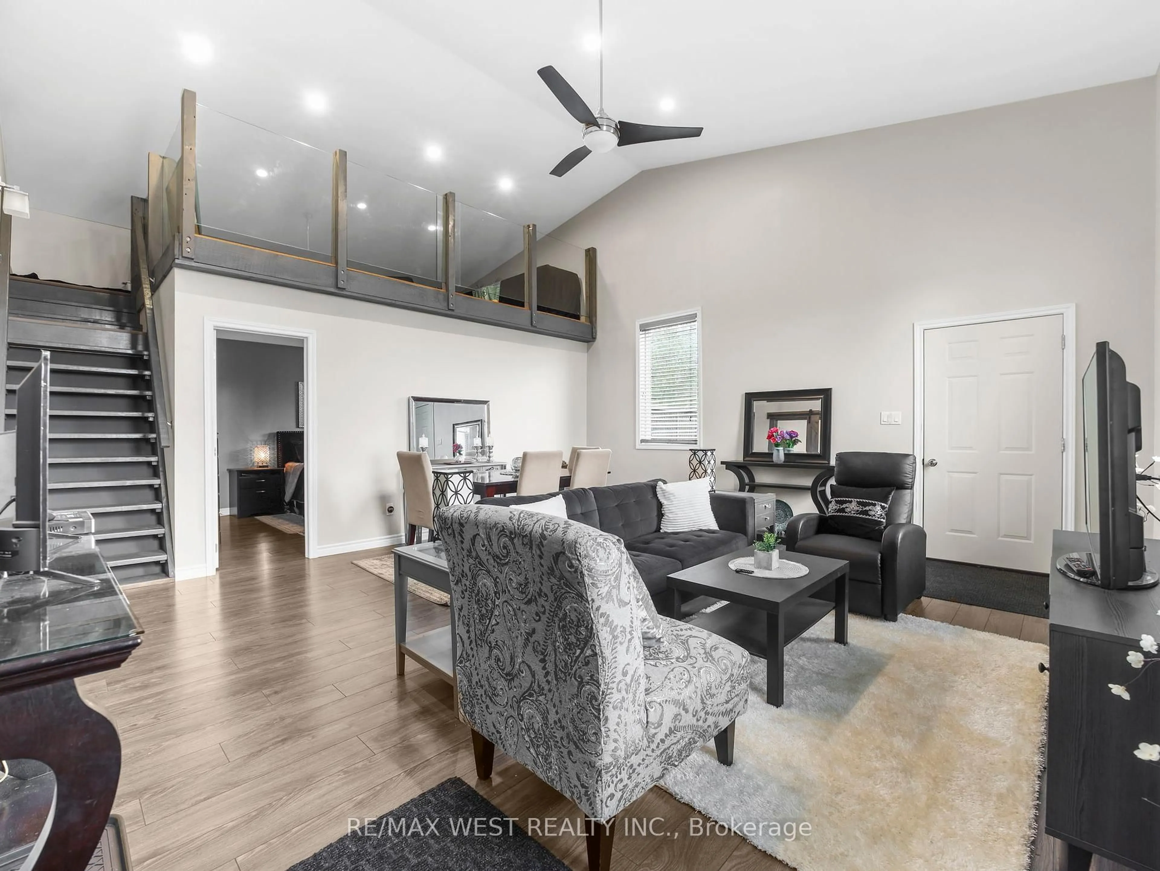 Living room with furniture, unknown for 14 Westmoreland Lane, Haldimand Ontario N0A 1P0