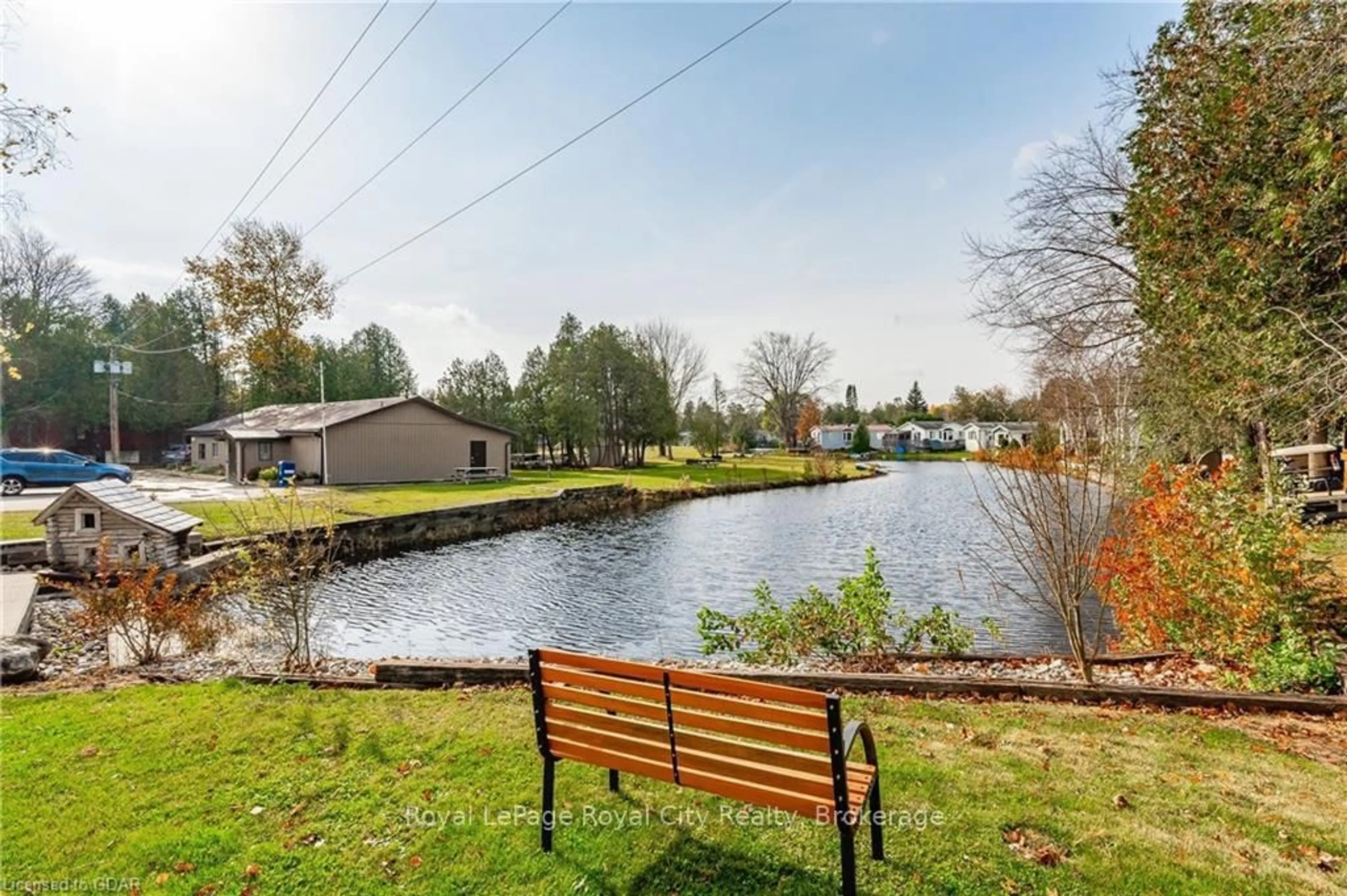 Patio, water/lake/river/ocean view for 11 Spruce Ave, Puslinch Ontario N1H 6H9