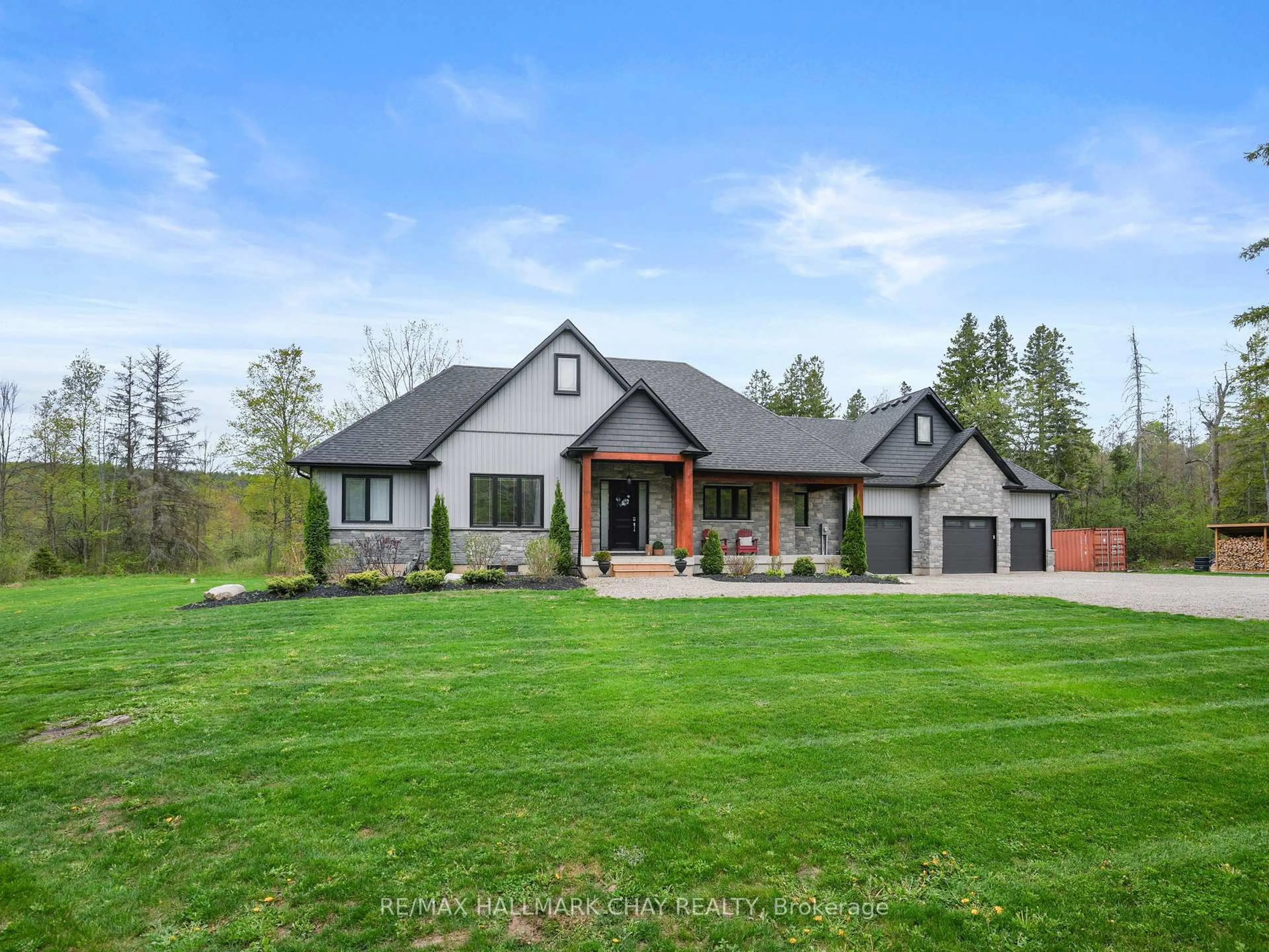 Home with brick exterior material, mountain view for 667256 20th Sdrd, Mulmur Ontario L9V 0V6