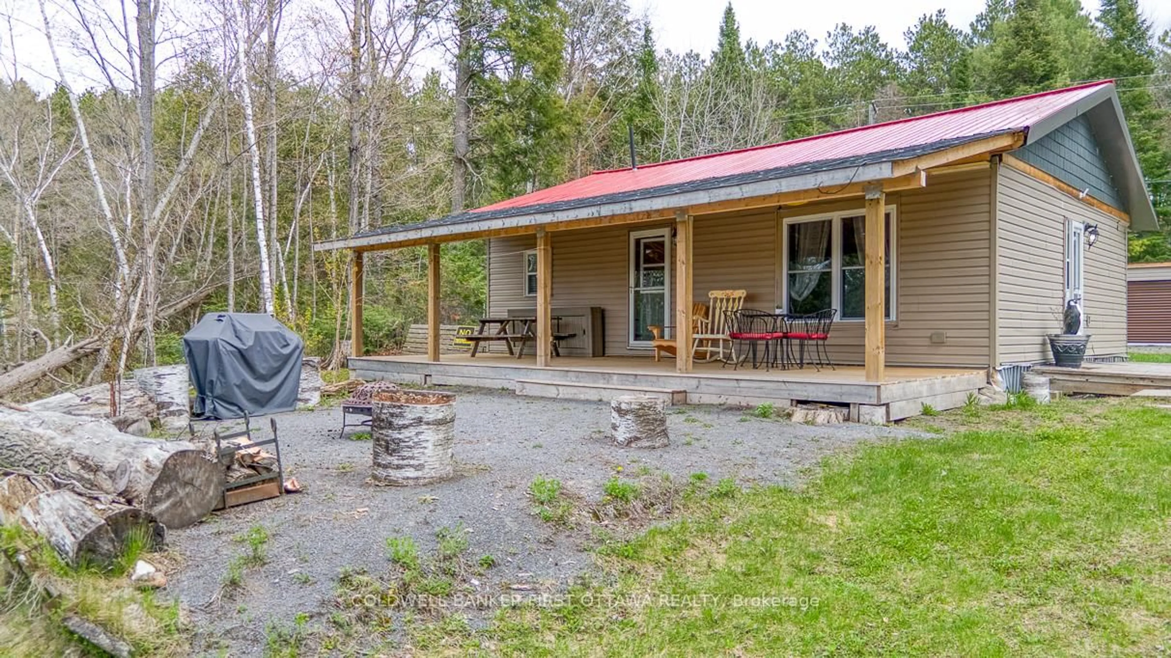 Patio, unknown for 775 DARLING CONCESSION 7 N/A, Clayton Ontario K0A 1P0