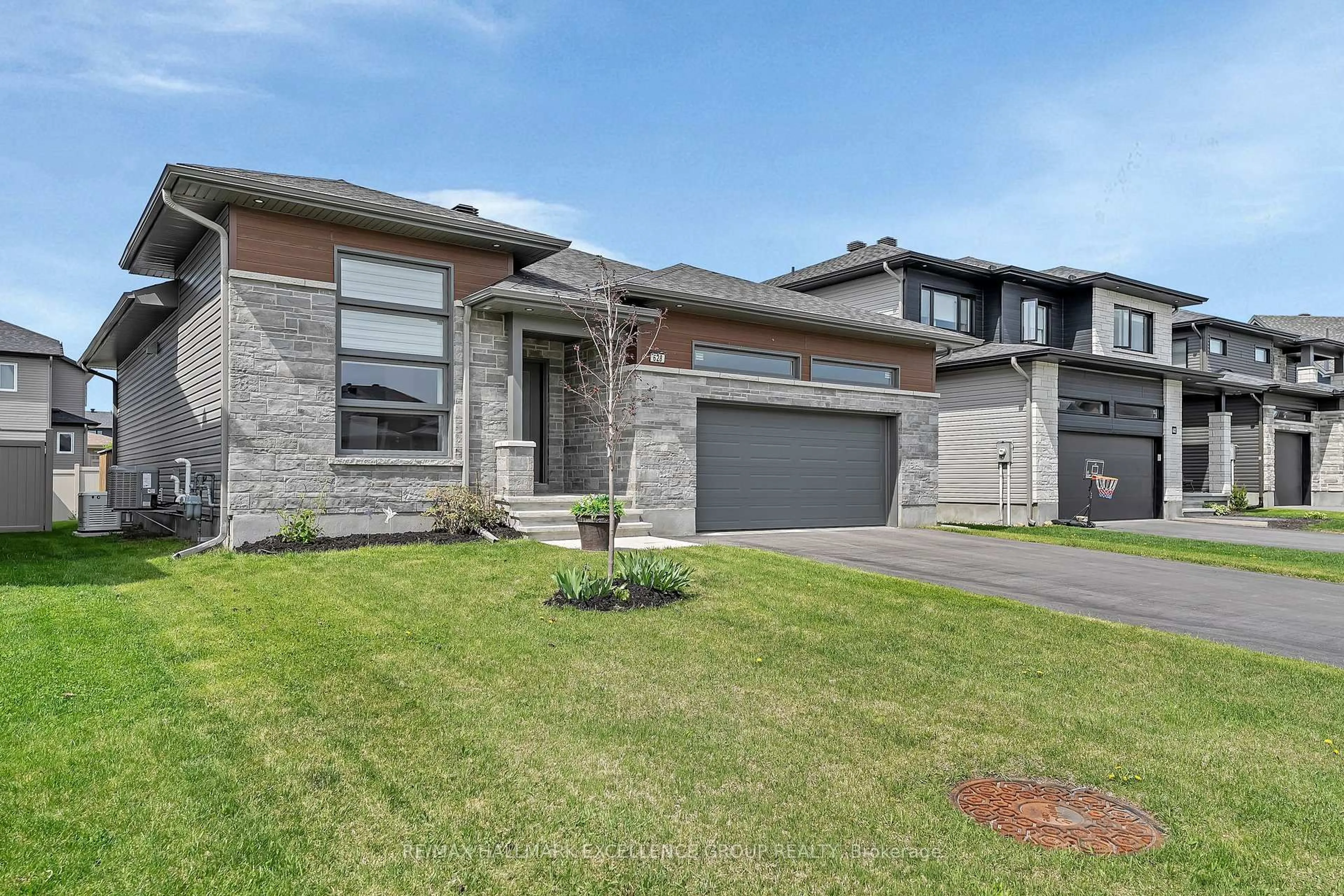 Home with brick exterior material, street for 628 Cobalt St, Clarence-Rockland Ontario K4K 0L4