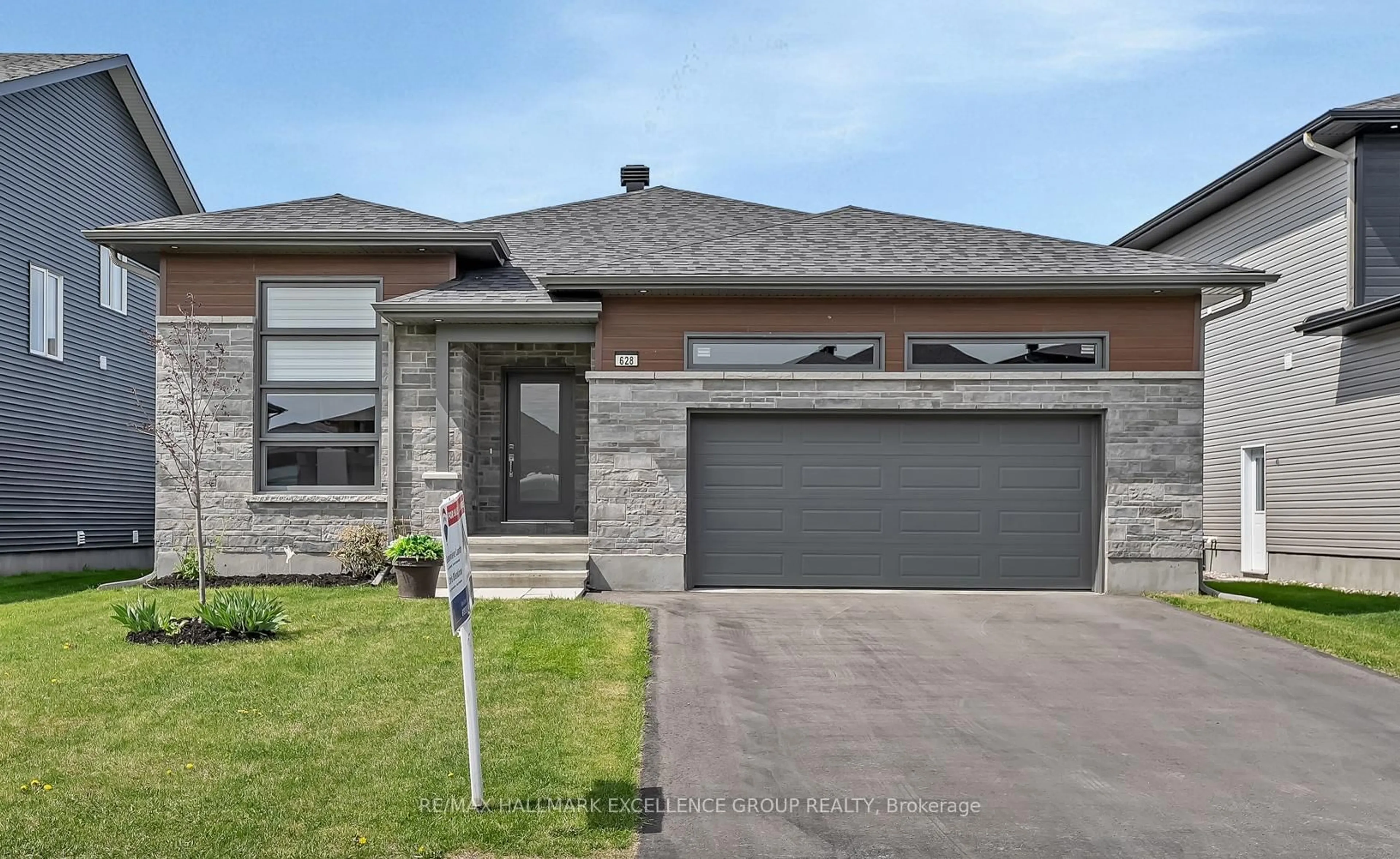 Home with brick exterior material, street for 628 Cobalt St, Clarence-Rockland Ontario K4K 0L4