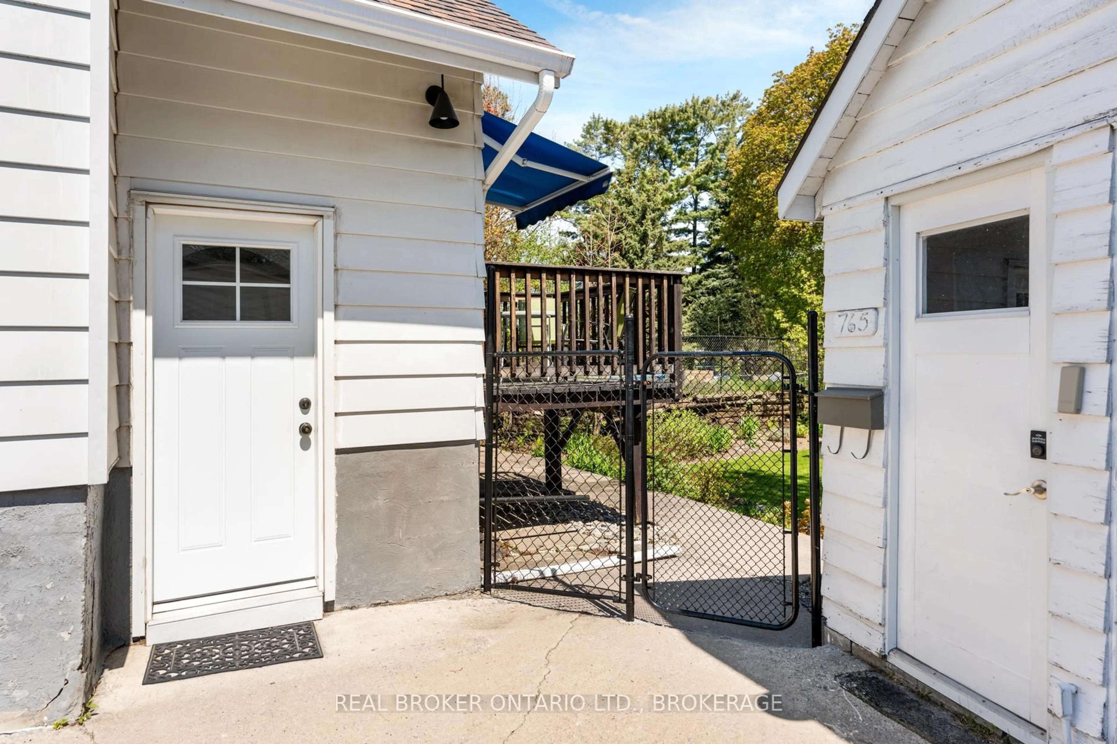 Patio, street for 765 Alfred Cres, Kingston Ontario K7K 4K5