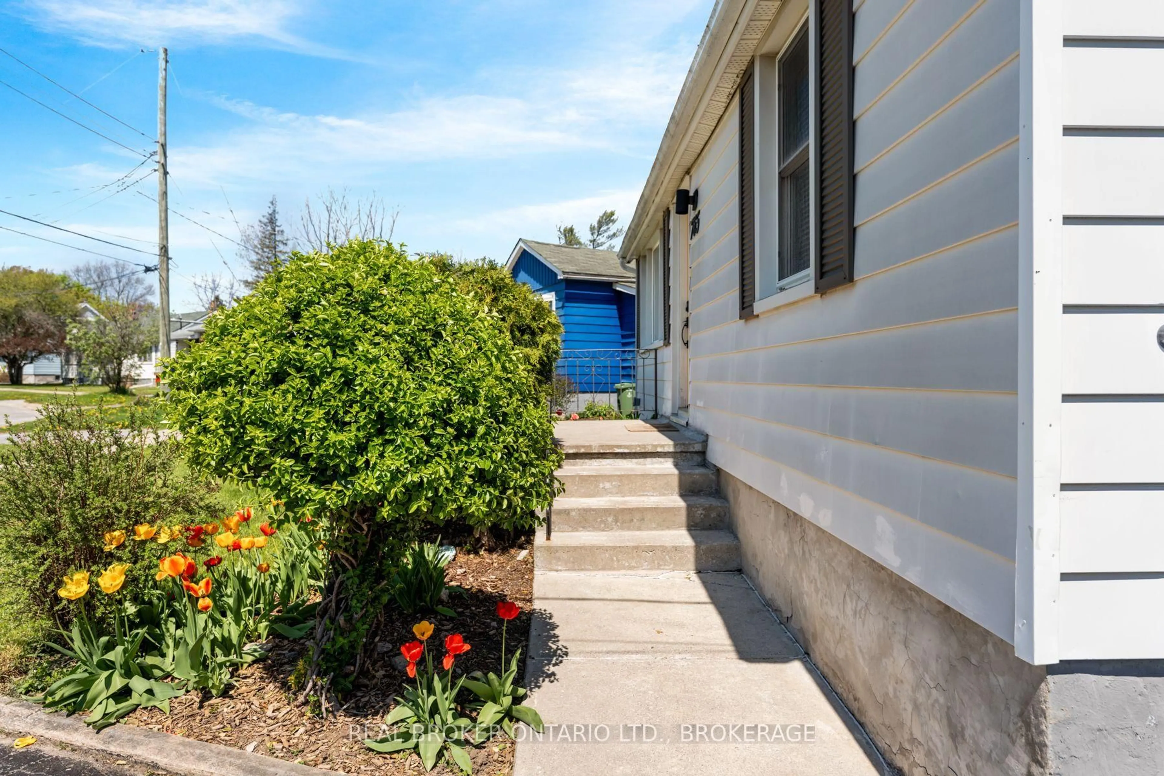 Unknown for 765 Alfred Cres, Kingston Ontario K7K 4K5