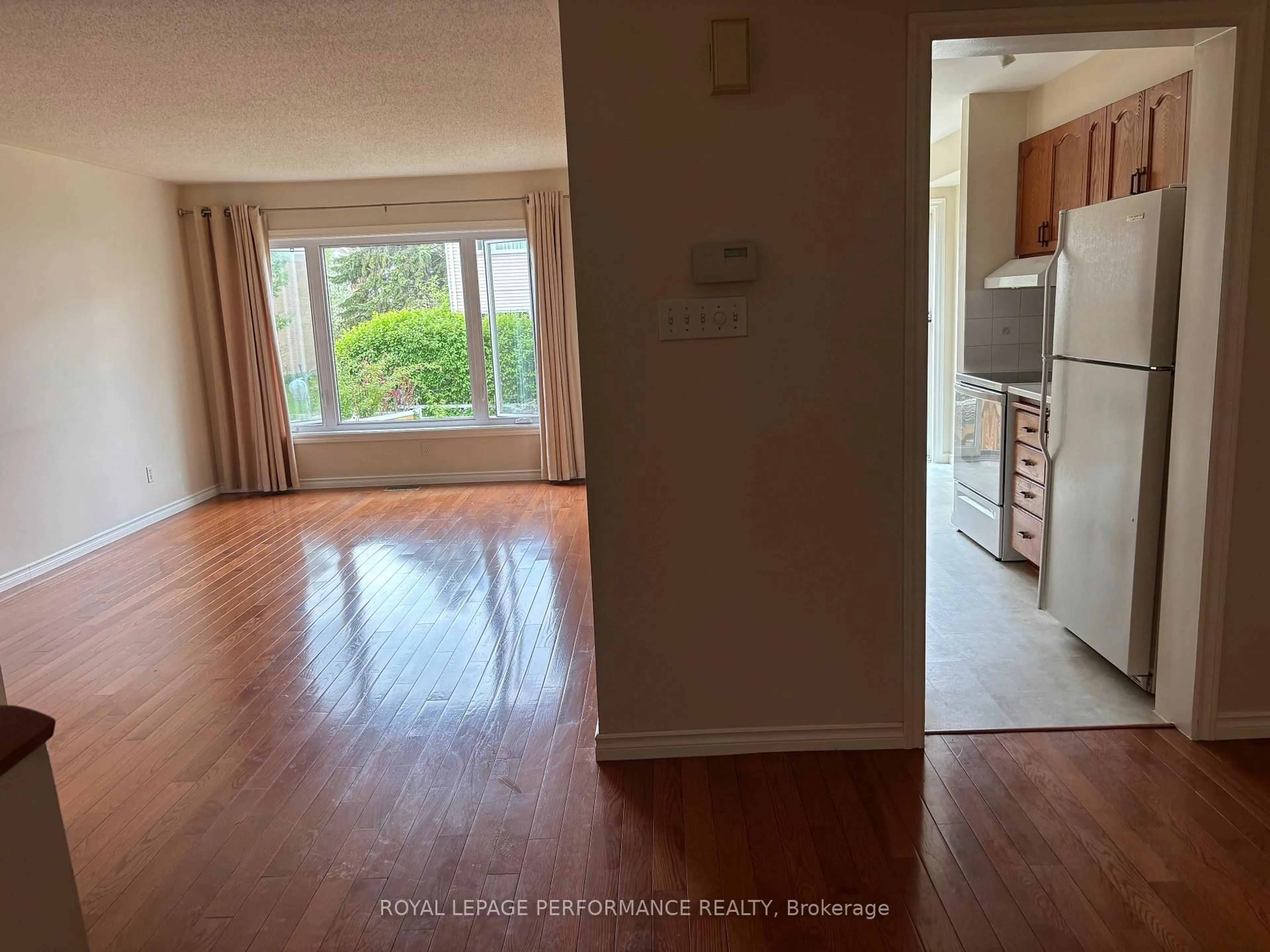 A pic of a room for 6183 Red Willow Dr #6, Ottawa Ontario K1C 7J1