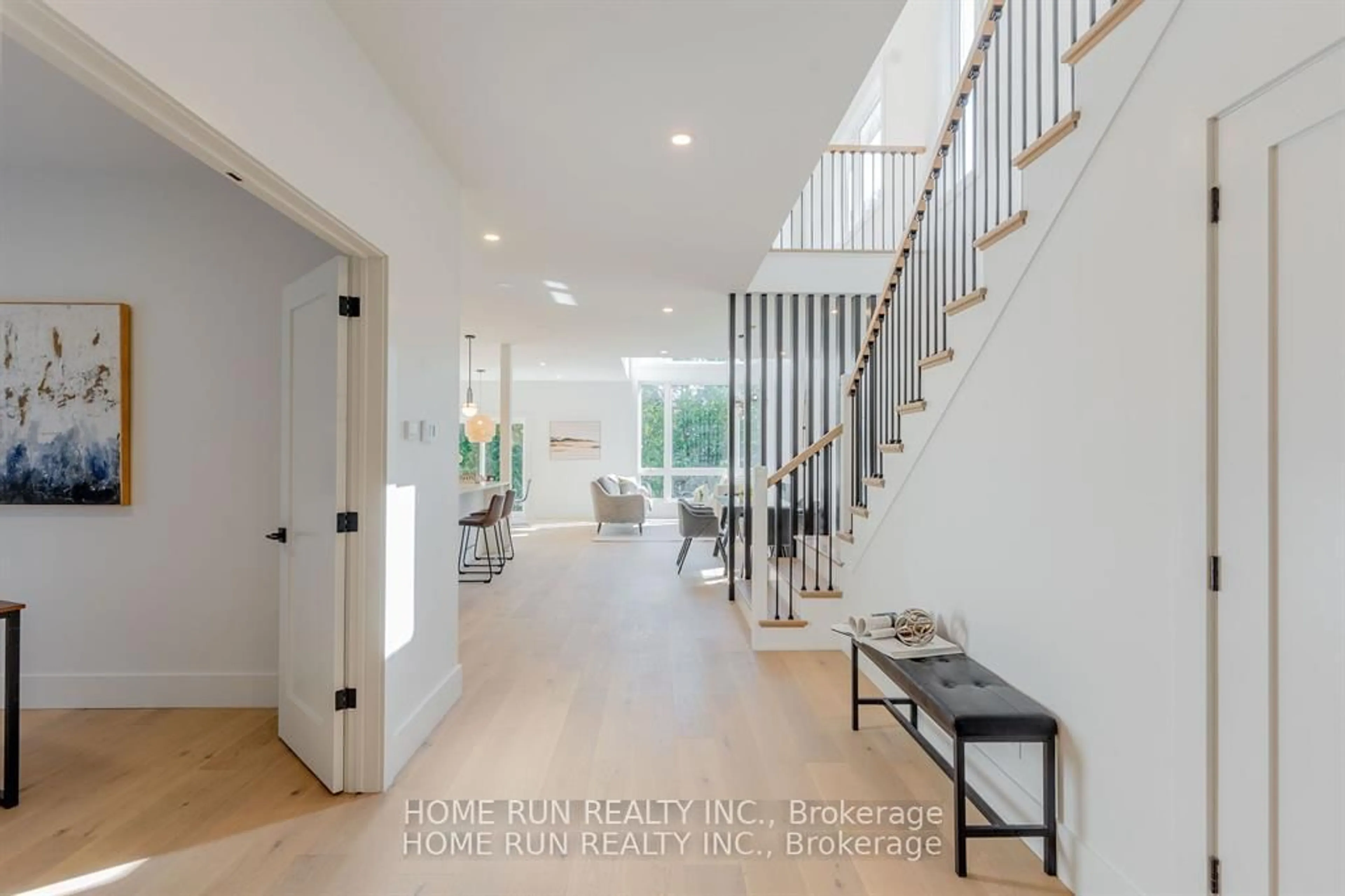 Indoor entryway for 2241 Page Rd, Orleans Ontario K1C 7K5