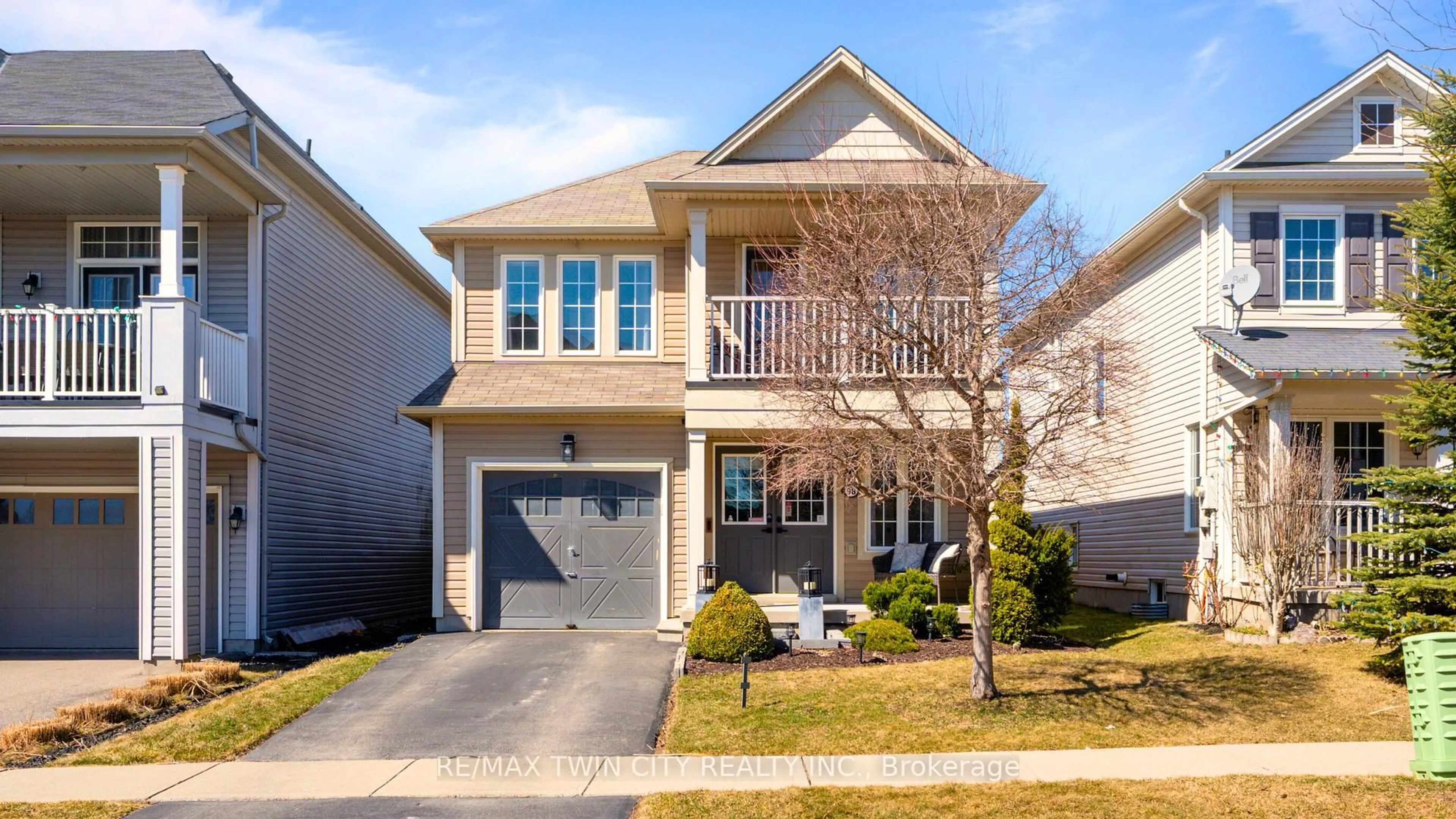 Unknown for 98 Lambert Cres, Brantford Ontario N3T 0E9