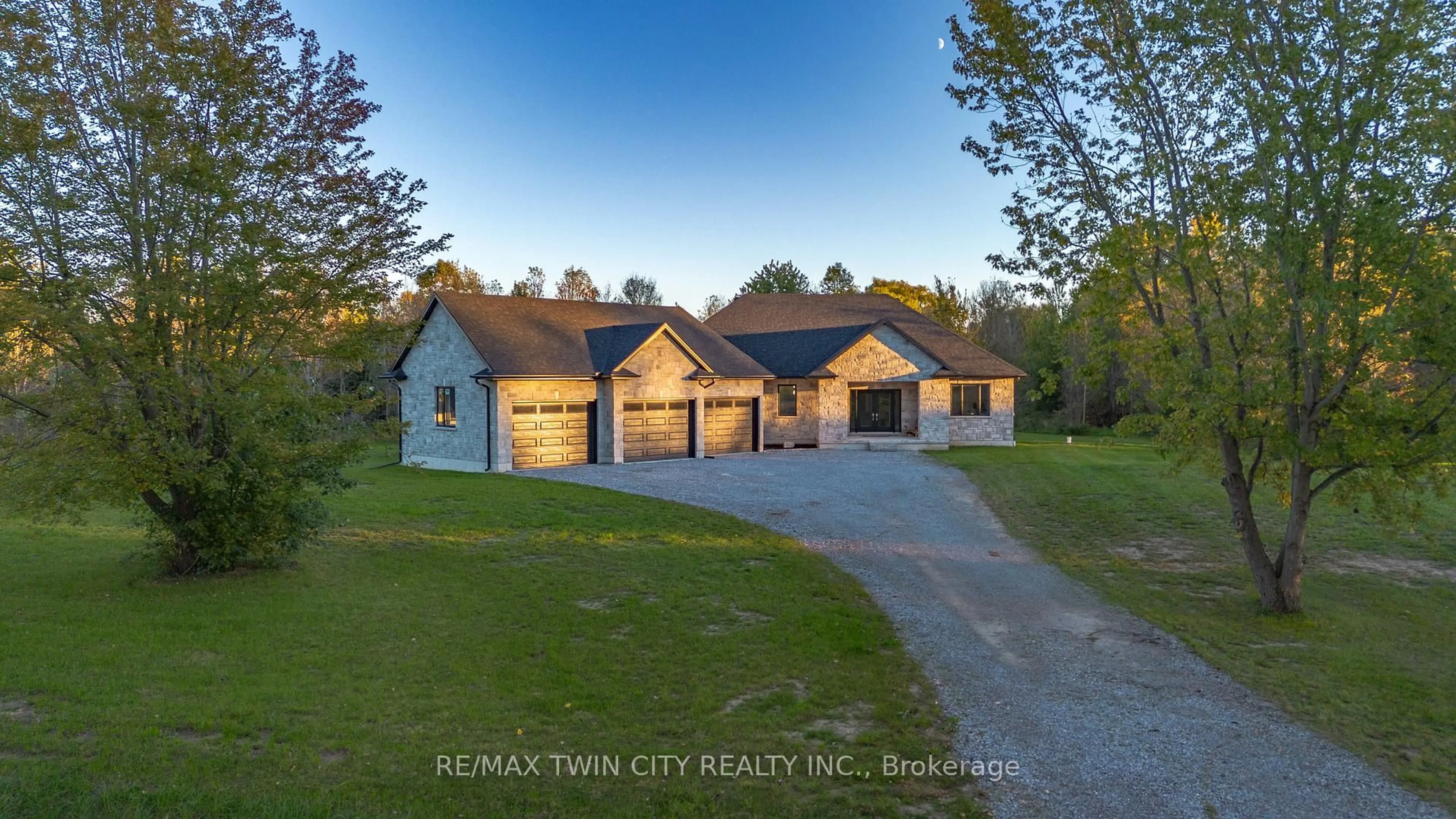 A pic from outside/outdoor area/front of a property/back of a property/a pic from drone, mountain view for 790 South Coast Dr, Haldimand Ontario N0A 1L0