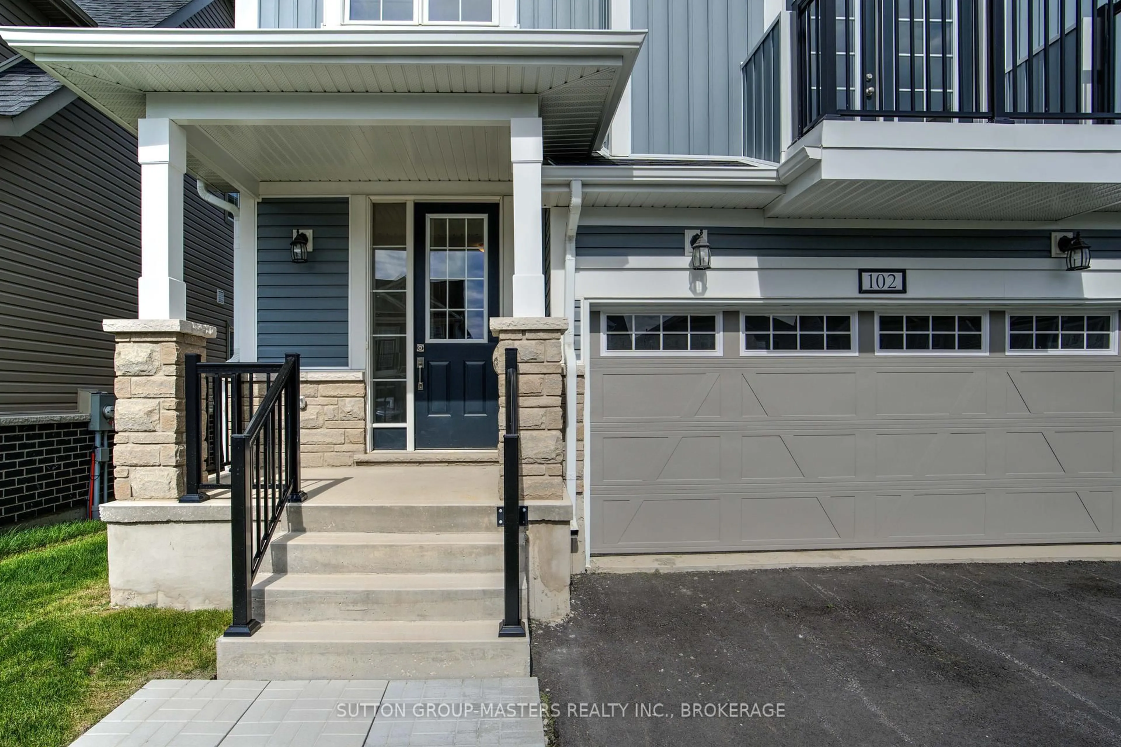 Unknown for 102 Oakmont Dr, Bath Ontario K0H 1G0