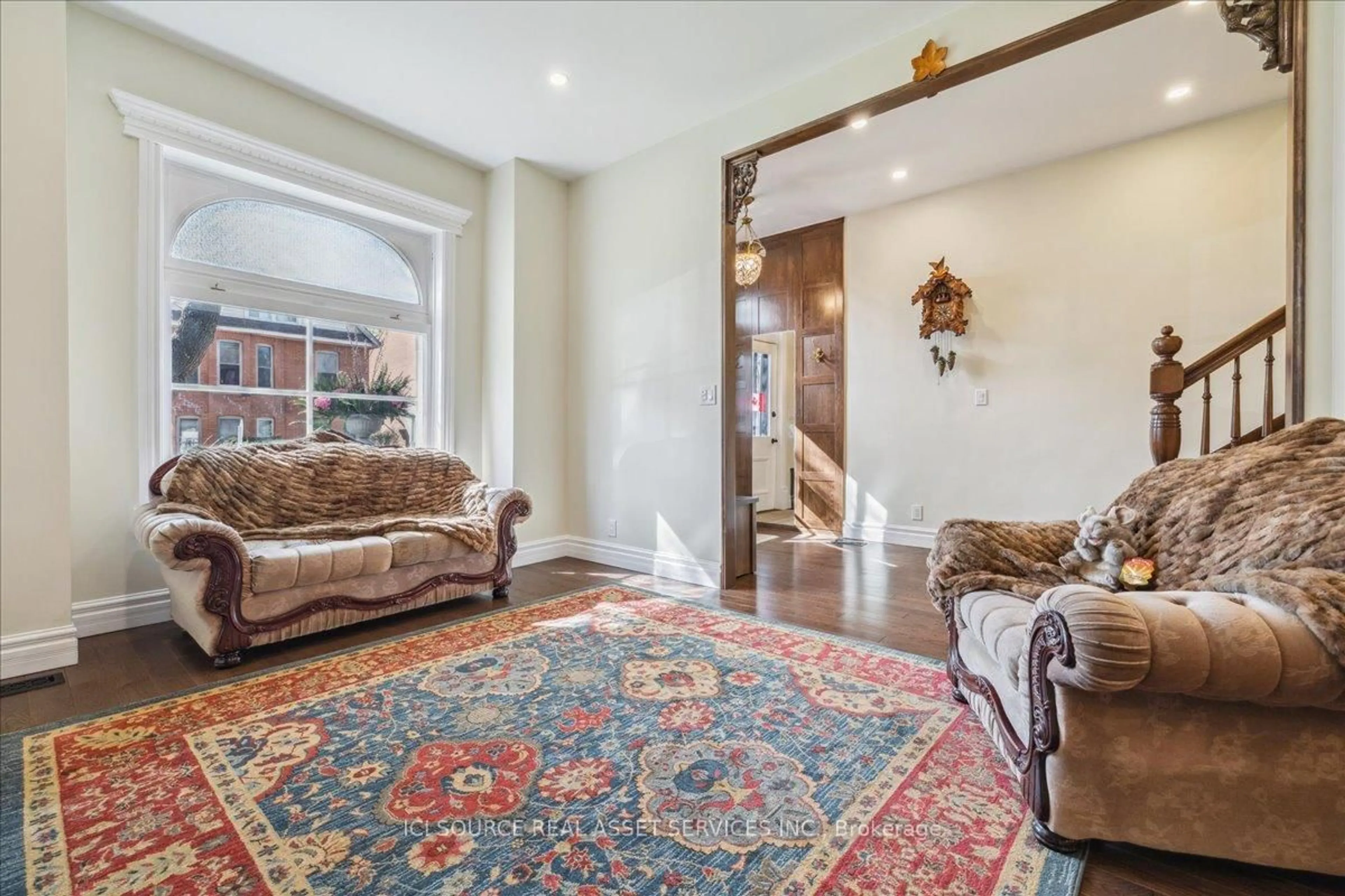 Unknown for 81 Erie Ave, Hamilton Ontario L8N 2W5