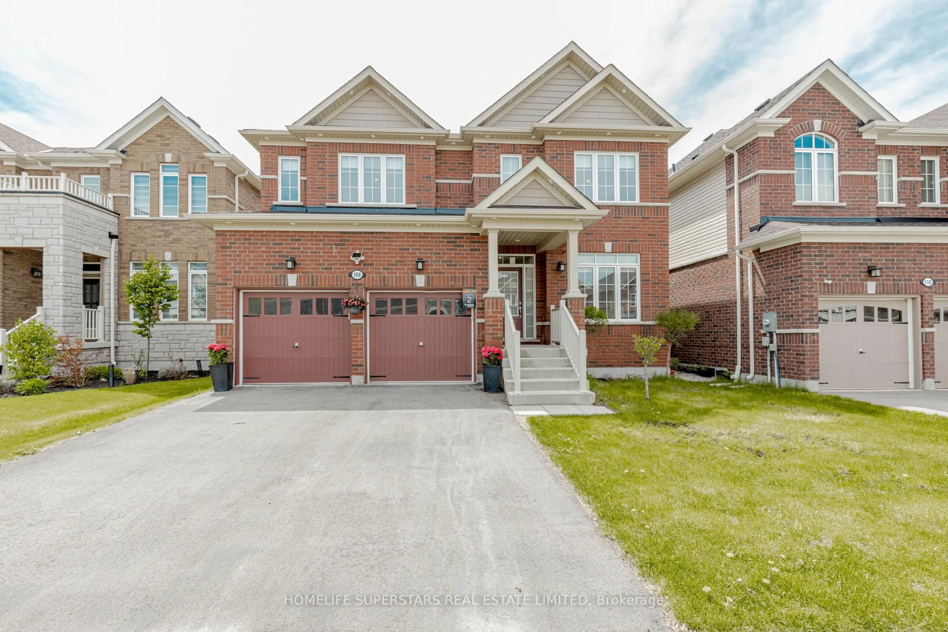 Home with brick exterior material, street for 108 OAK Ave, Brant Ontario N3L 0J6