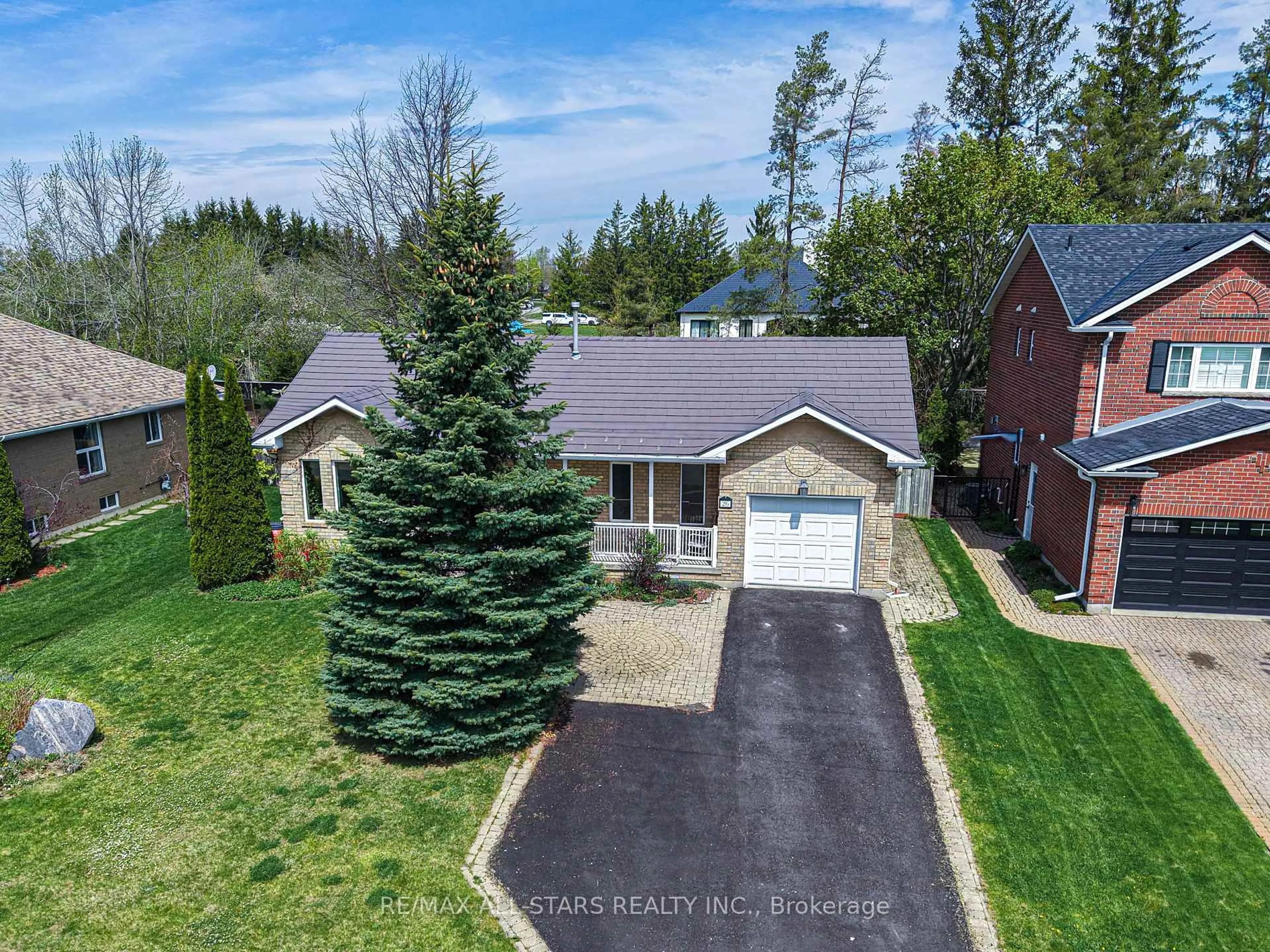 A pic from outside/outdoor area/front of a property/back of a property/a pic from drone, street for 26 Kirkconnell Rd, Kawartha Lakes Ontario K9V 6E7