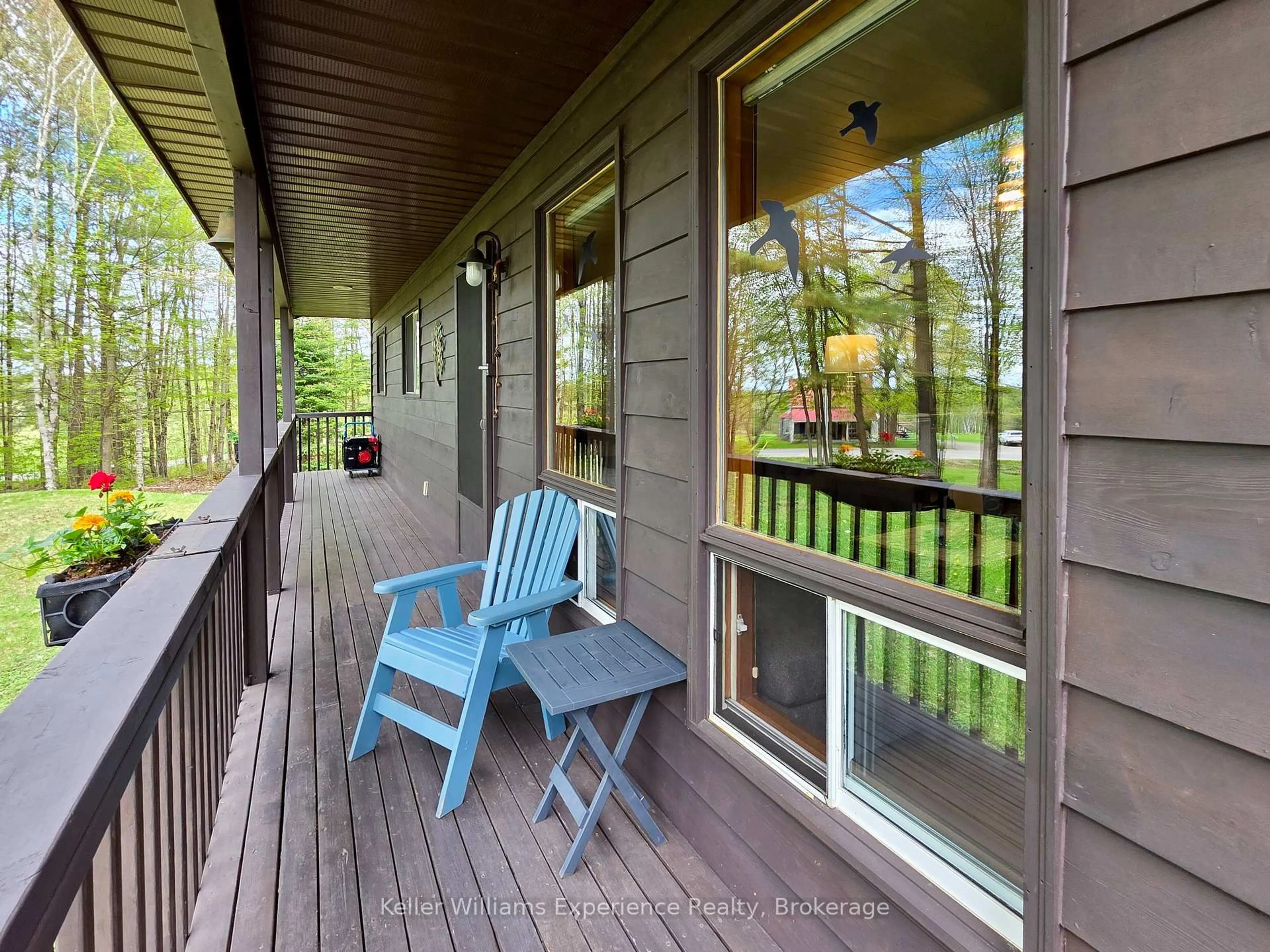 Patio, unknown for 1035 Conway Cres, Bracebridge Ontario P1L 1X1