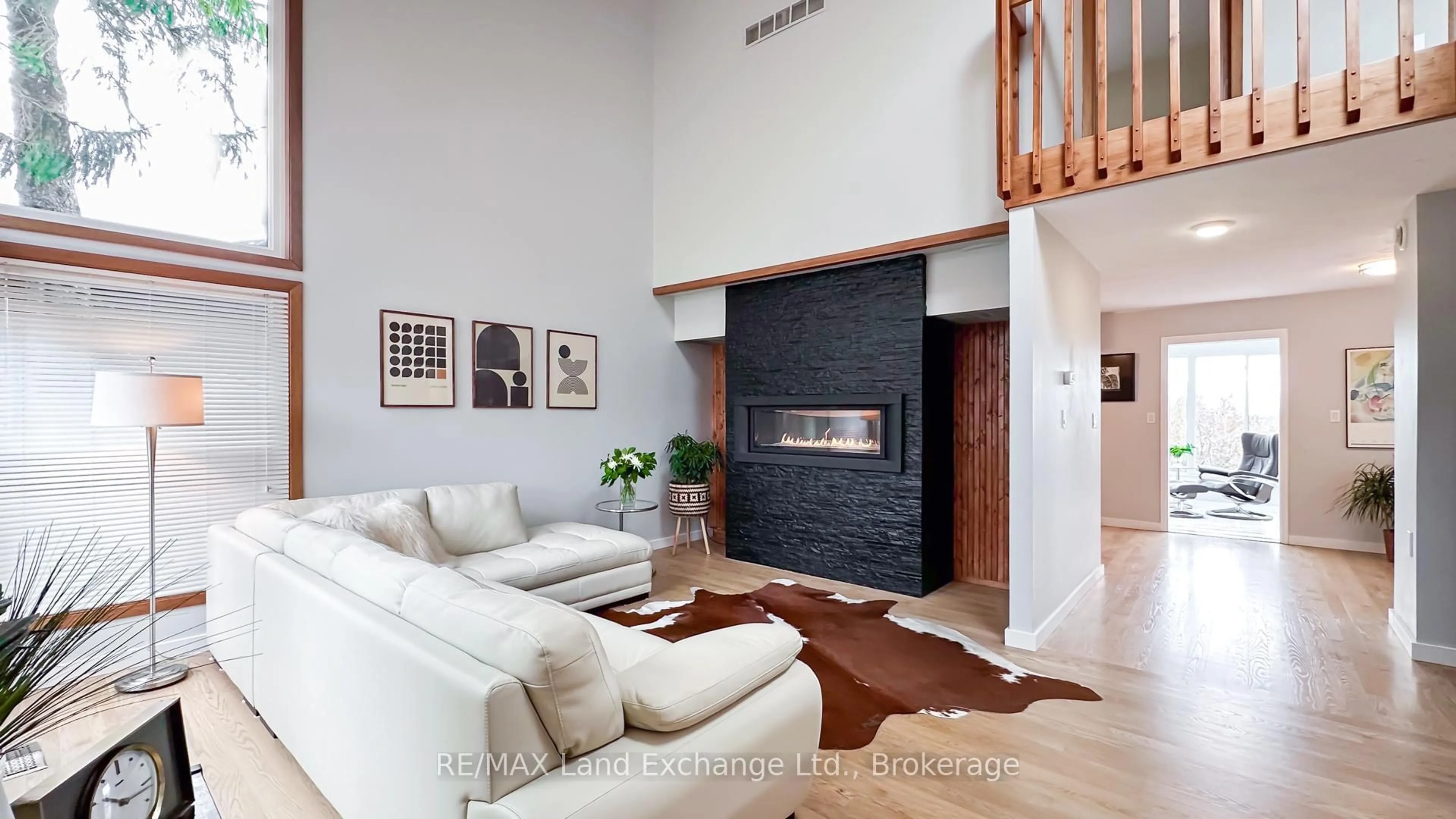 Living room with furniture, unknown for 222 Penetangore Row, Kincardine Ontario N2Z 2P6