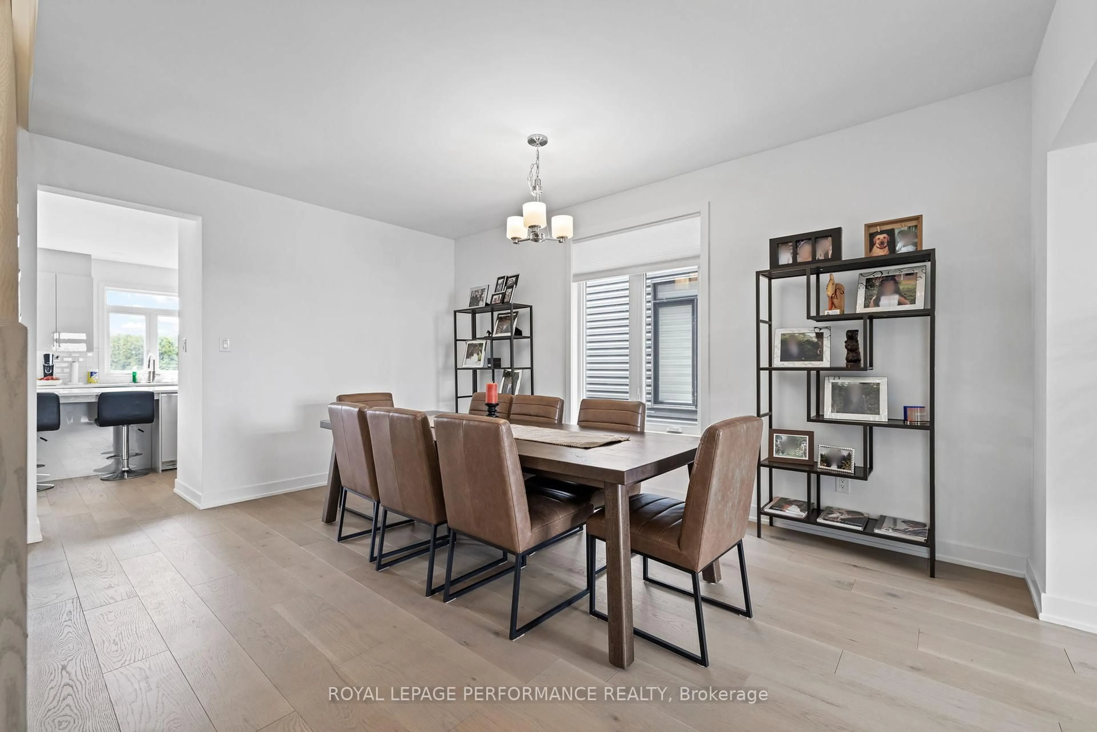Dining room, wood/laminate floor for 612 Kenabeek Terr, Ottawa Ontario K4M 0M2