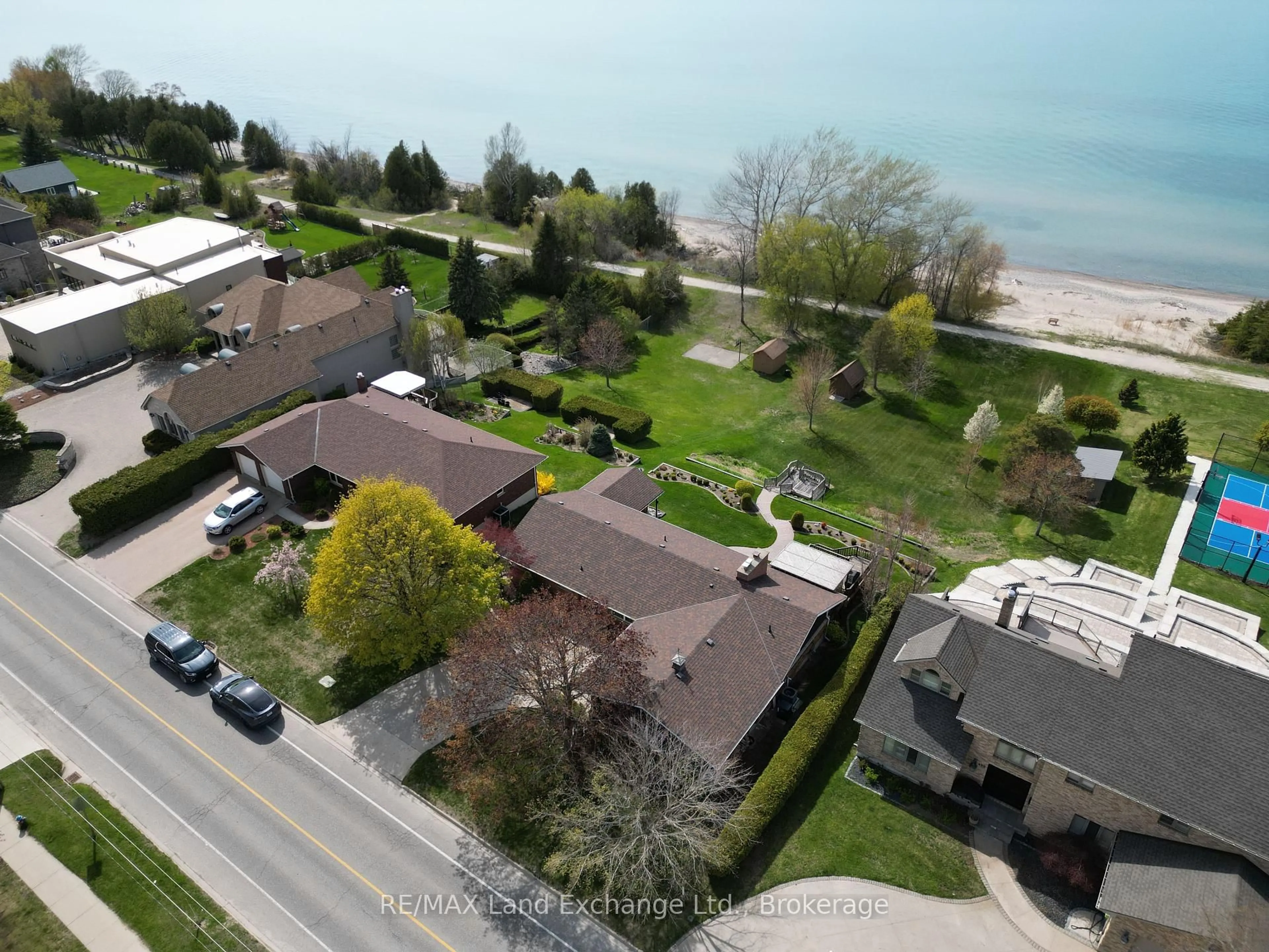 A pic from outside/outdoor area/front of a property/back of a property/a pic from drone, water/lake/river/ocean view for 422 Penetangore Row, Kincardine Ontario N2Z 2J7