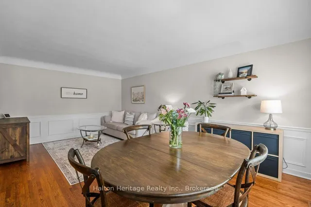 Additional property image - 376 East 18th St