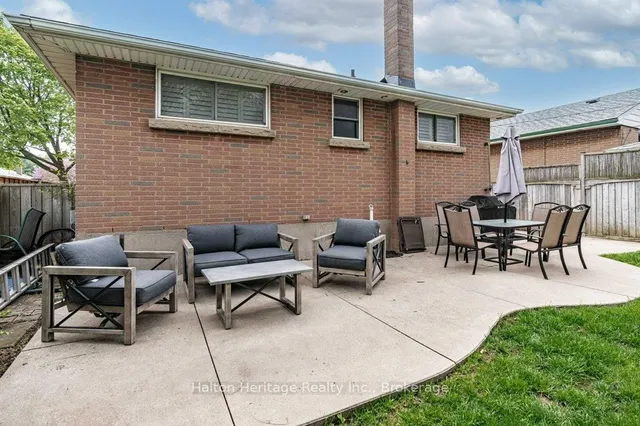 Additional property image - 376 East 18th St