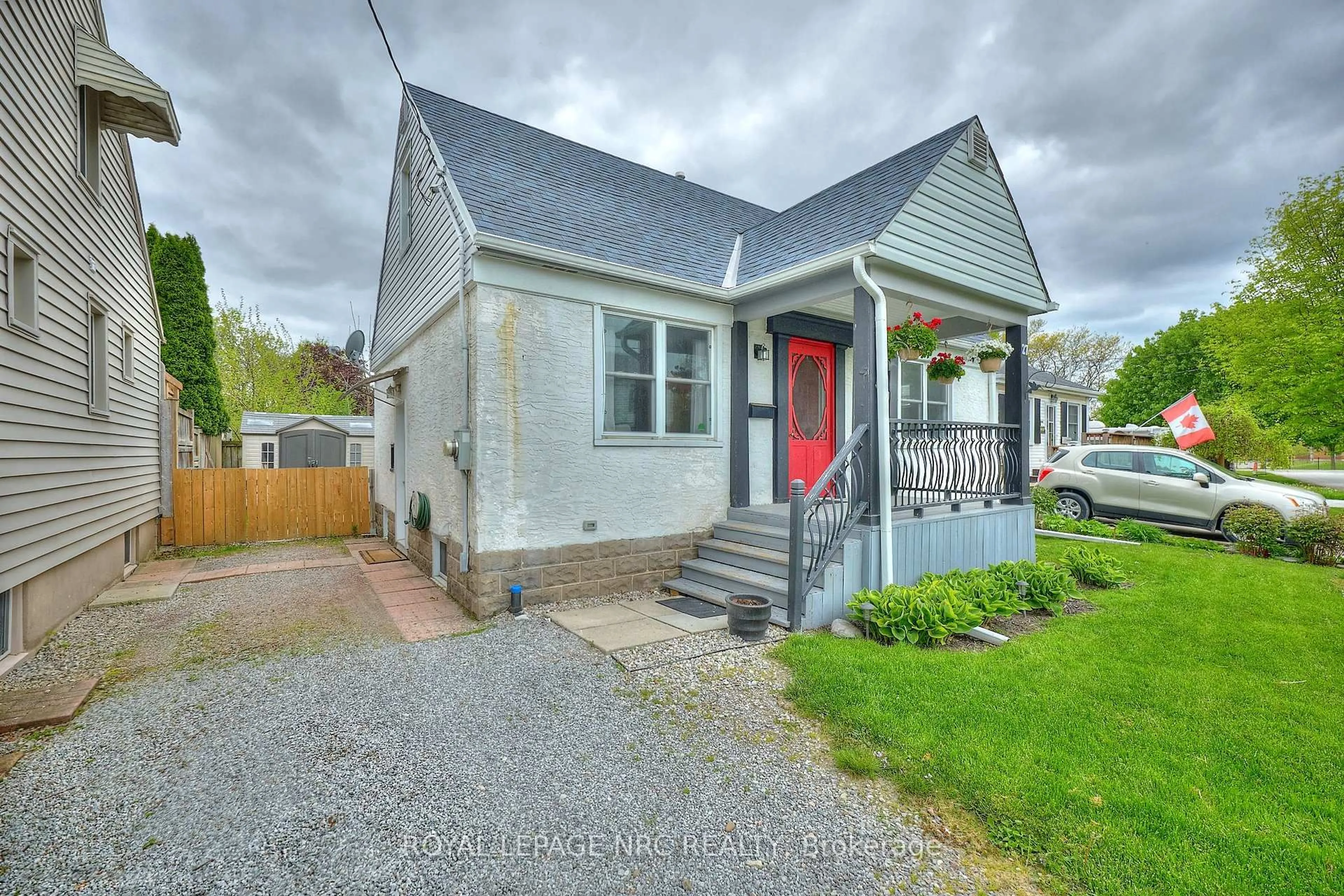 Unknown for 27 Victoria St, St. Catharines Ontario L2S 2L1