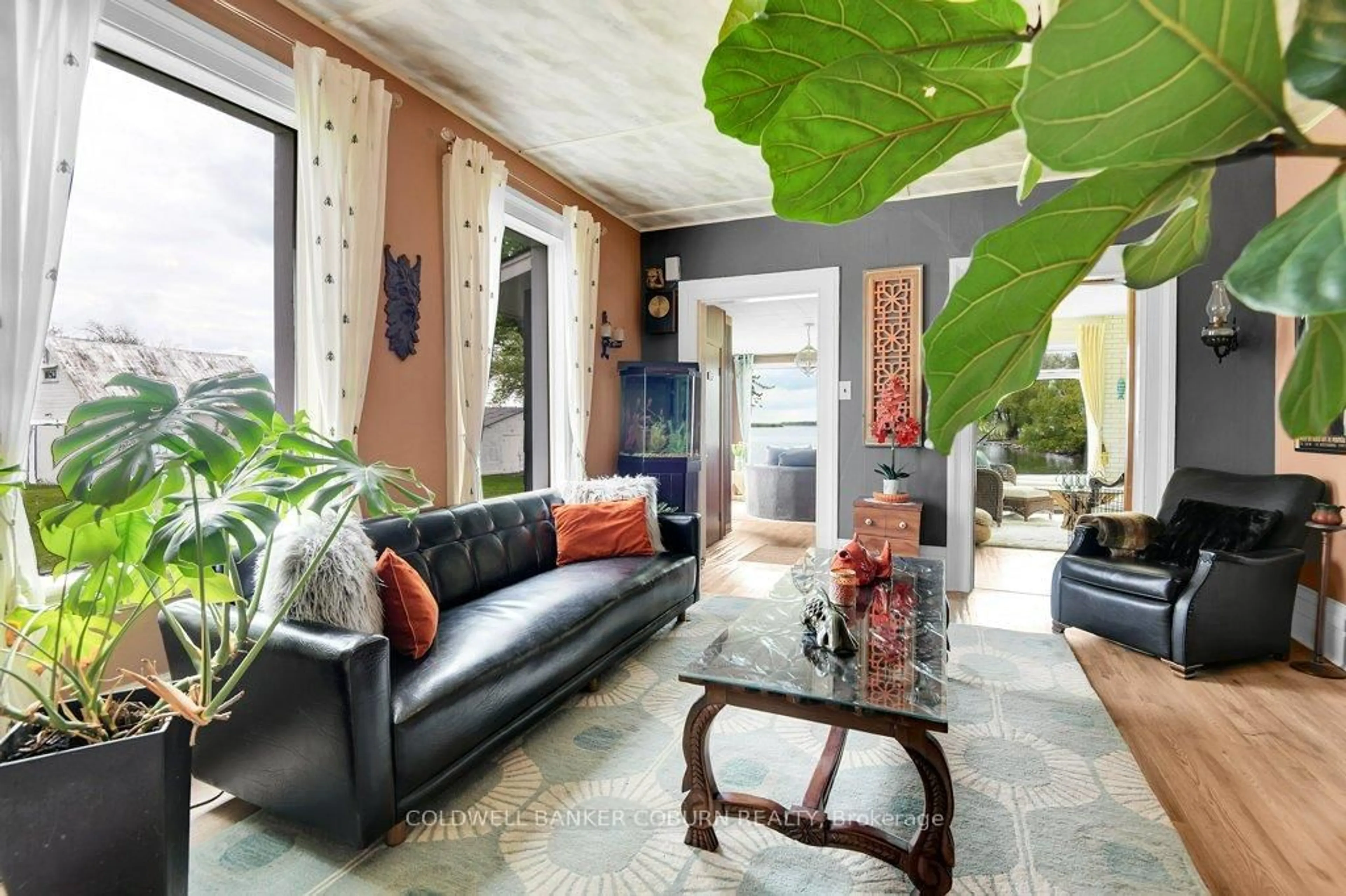Living room with furniture, cement floor for 5680 Cherry St, South Dundas Ontario K0C 1X0