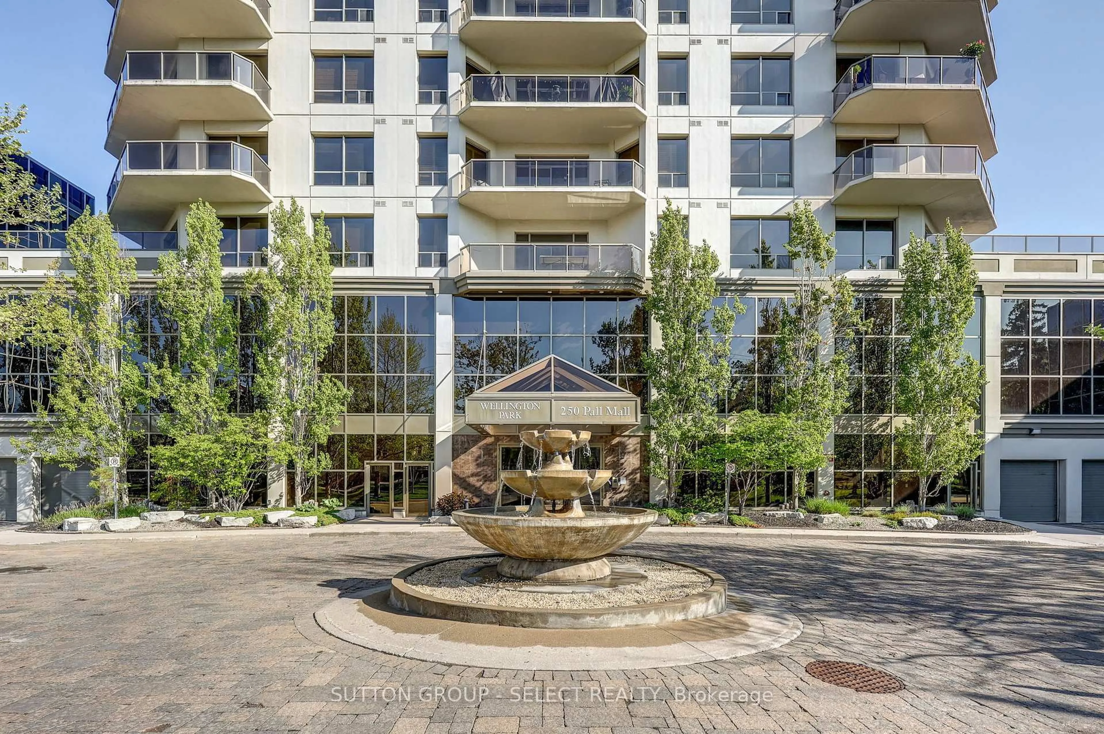 Patio, unknown for 250 Pall Mall St #806, London East Ontario N6A 6K3