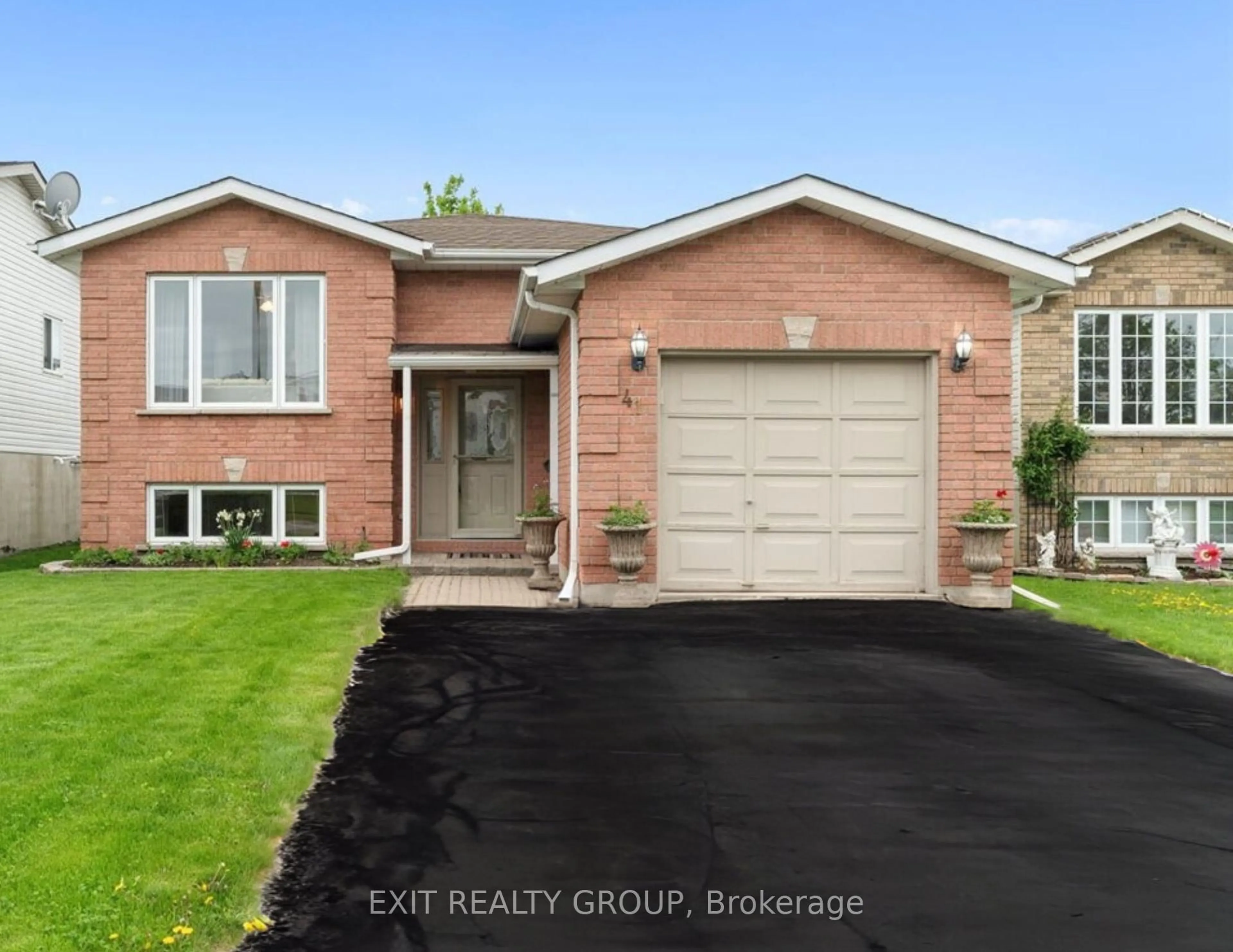 Home with brick exterior material, street for 41 Faraday Gdns, Belleville Ontario K8P 5J5