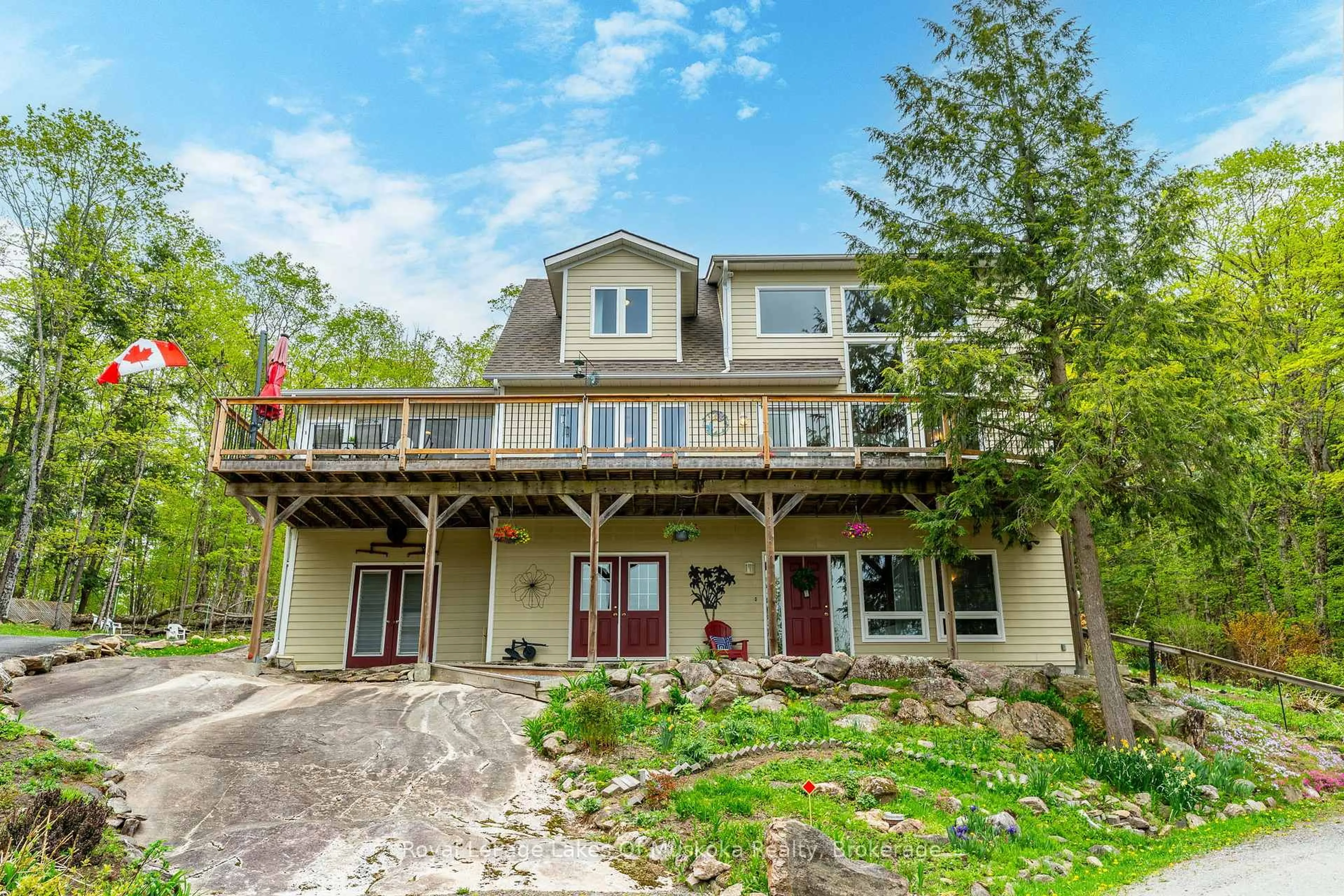 Unknown for 1043 Oakland Dr, Bracebridge Ontario P1L 1W8