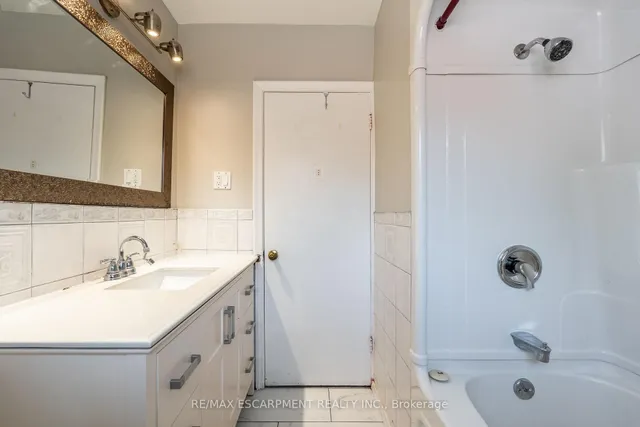 Additional property image - 3 TANAGER Ave