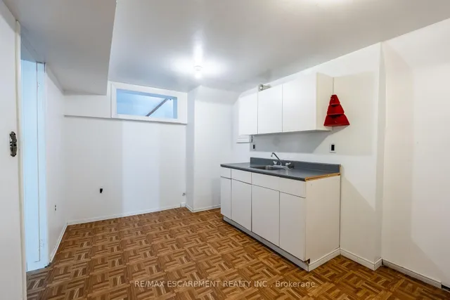 Additional property image - 3 TANAGER Ave