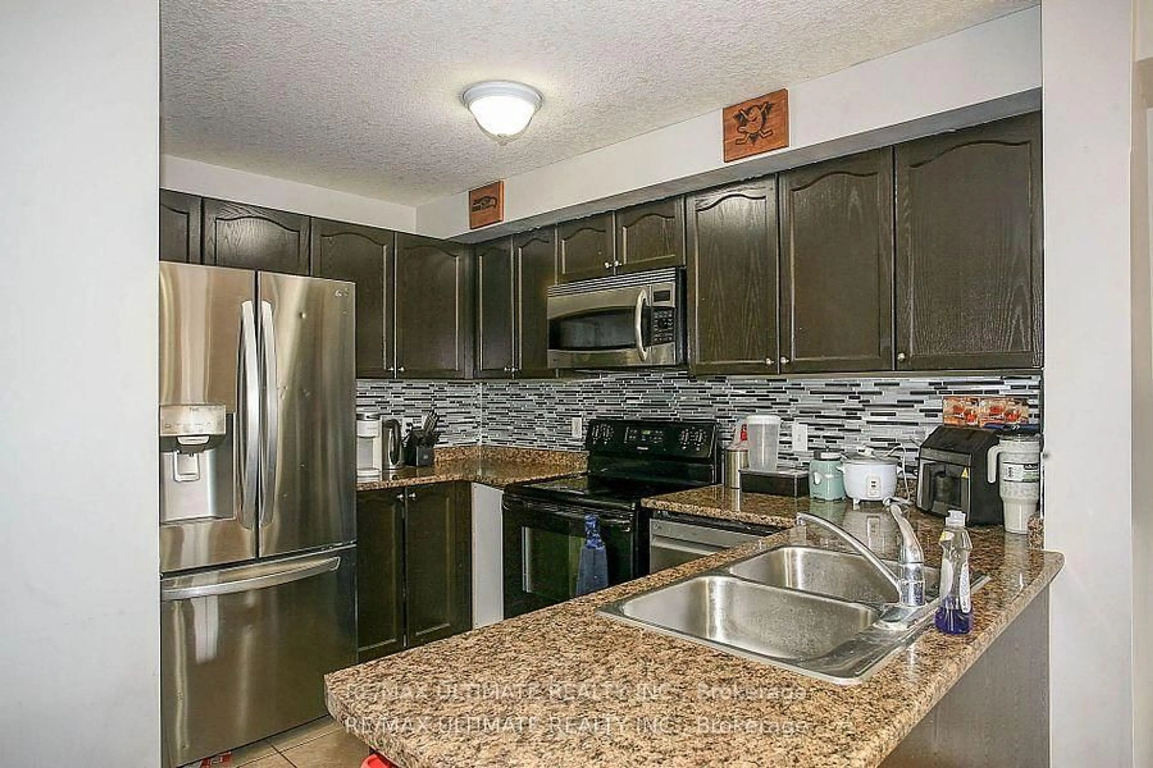 Standard kitchen, ceramic/tile floor for 15 CARERE CRES N/A, Guelph Ontario N1E 0K4