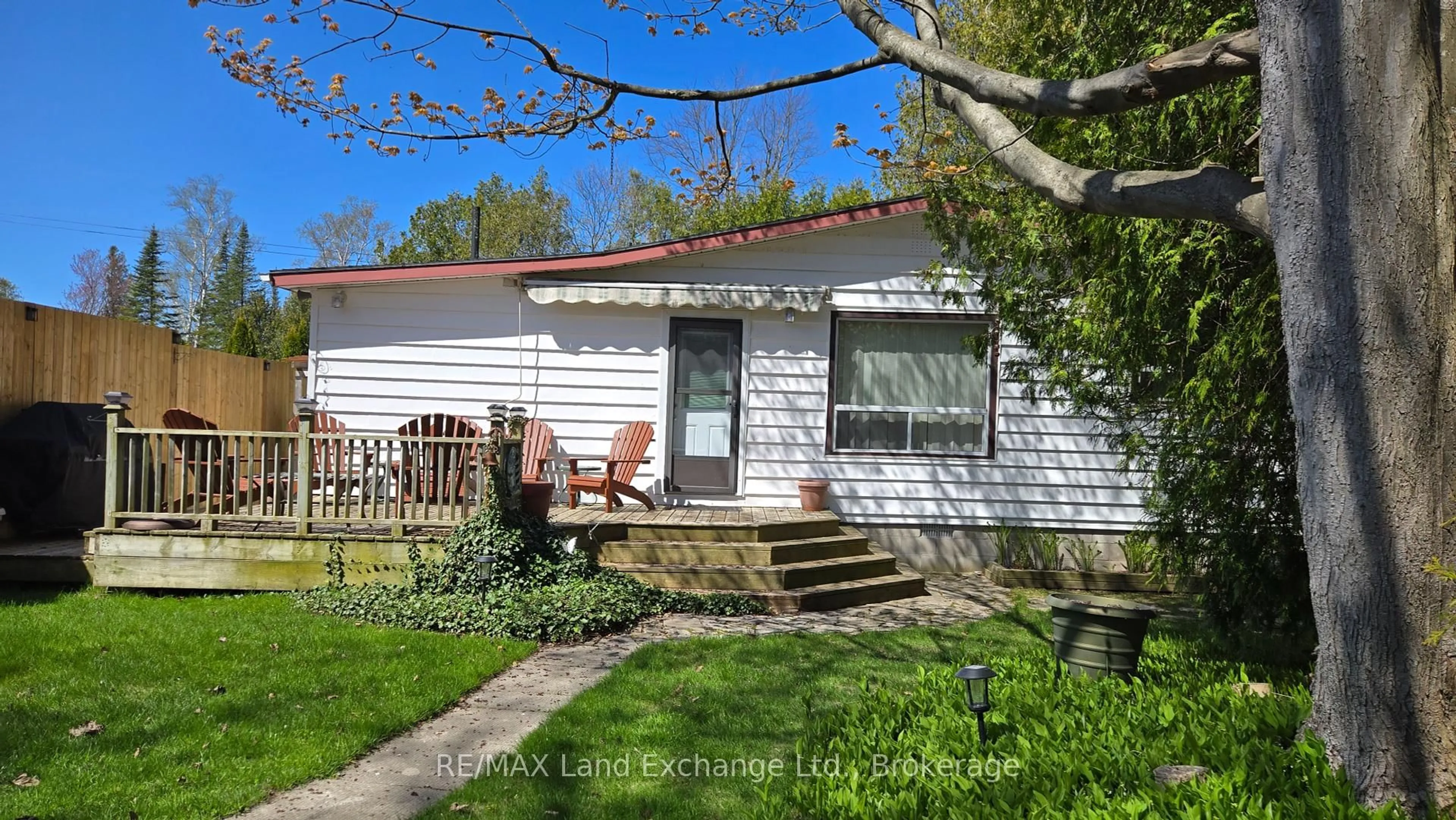 Unknown for 551 Attawandaron Rd, Huron-Kinloss Ontario N2Z 2X3